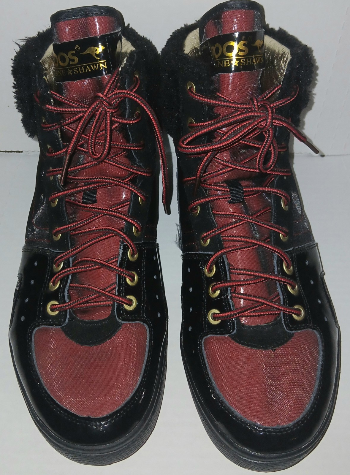 Kangaroos Roos Glen Mid 10 1/2 Black And Red. Clean