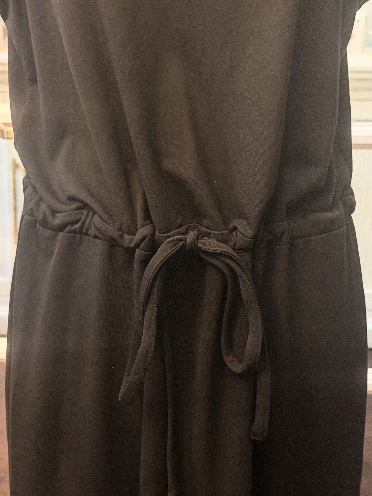 NWT Evereve Black Sierra Sleeveless Dress L with Waist Tie Curved Hem $98