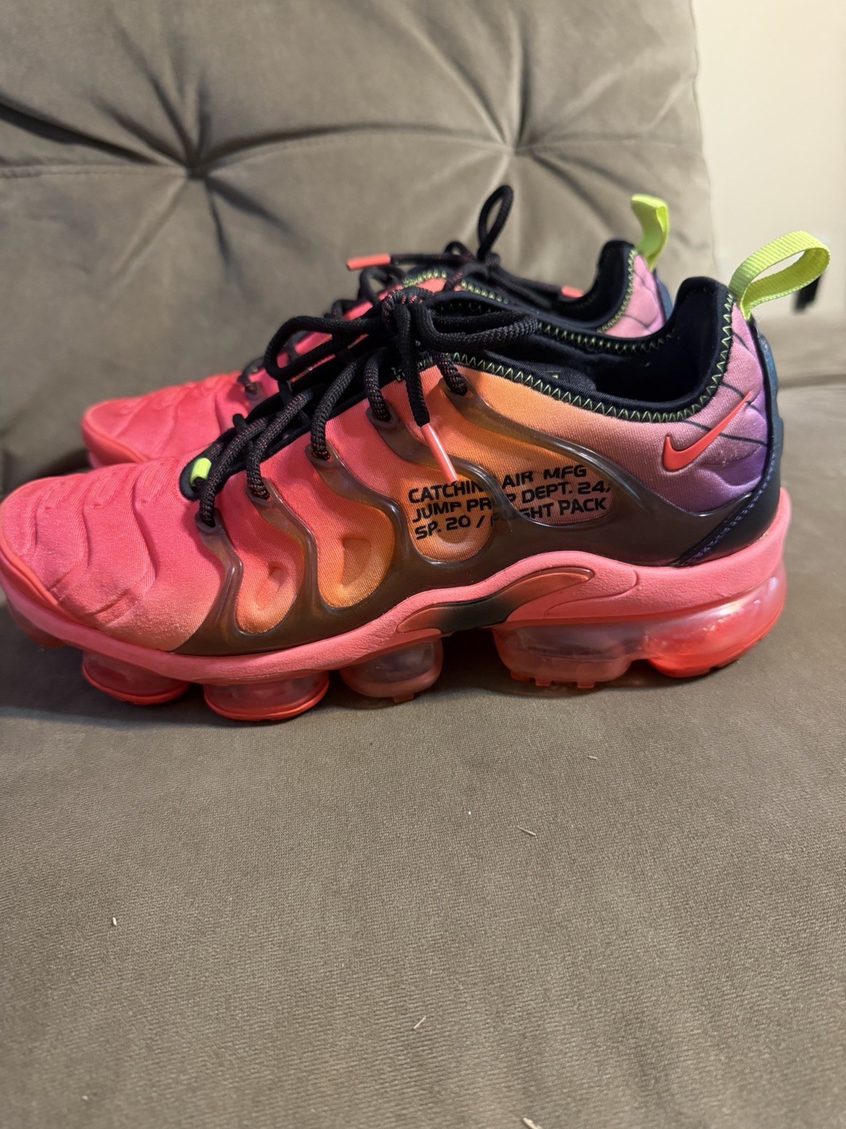 Nike Air VaporMax Plus Laser Crimson Low Top Lace-Up Sneaker CU4709-001