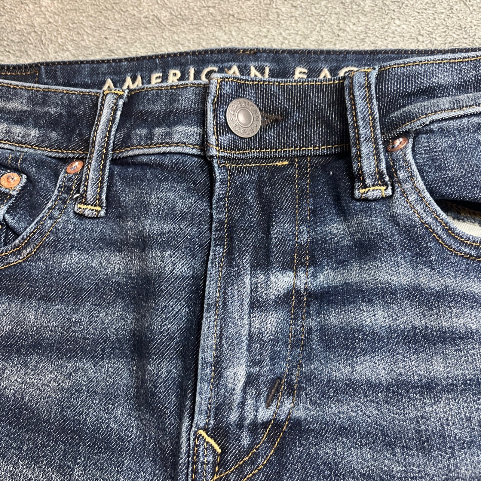 American Eagle Airflex+ Distressed Cut-off Denim Unisex Jhorts US 32 B181