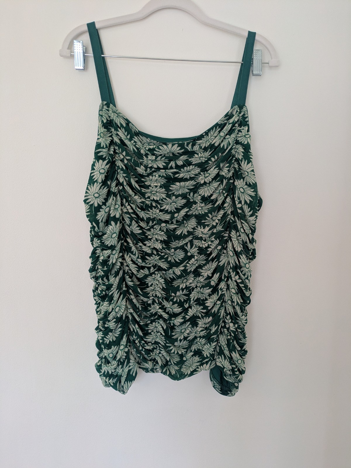 Torrid Stretch Mesh Cropped Shirred Cami Top Women’s Size 3X Green Floral New