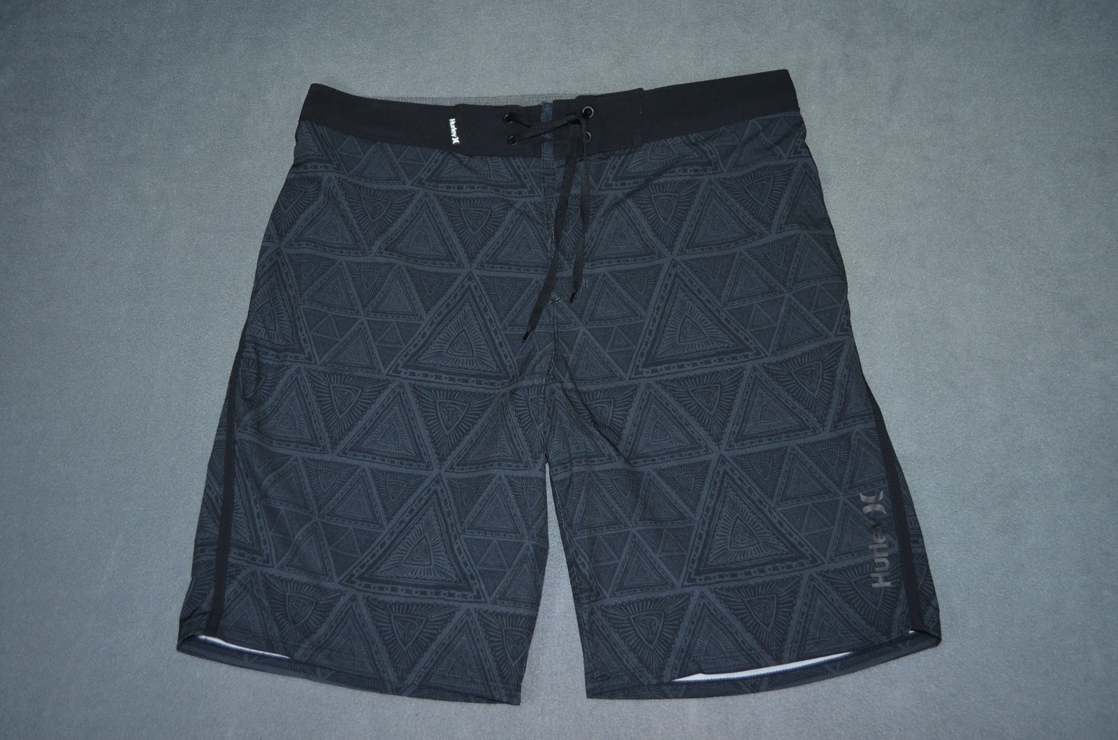 Hurley Phantom Boardshorts Mens 32 Gray/Black 9″ Inseam Aztec 20″ Length New