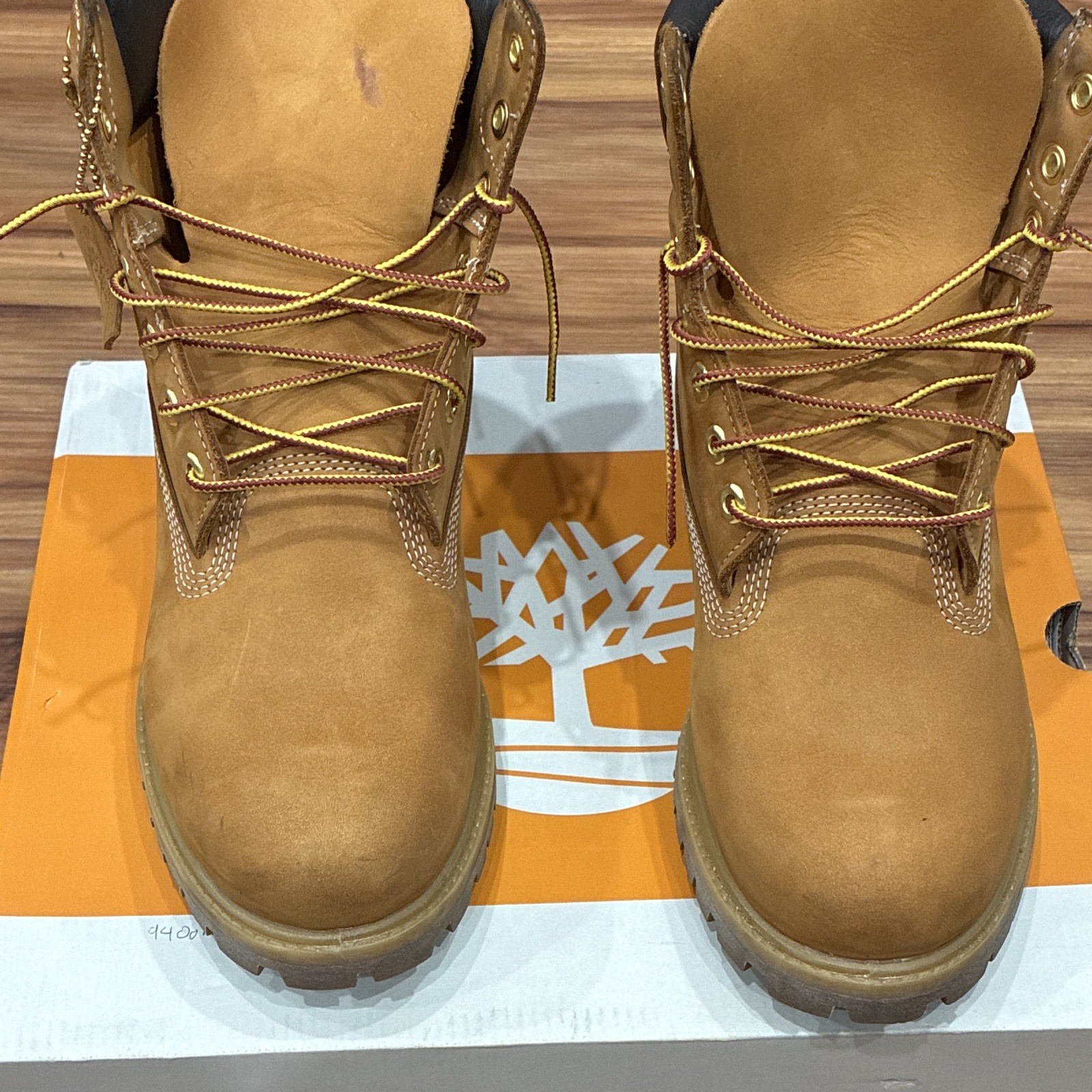 Timberland Premium 6 Men’s 6-Inch Wheat Leather Lace-Up Work Boots 9.5W