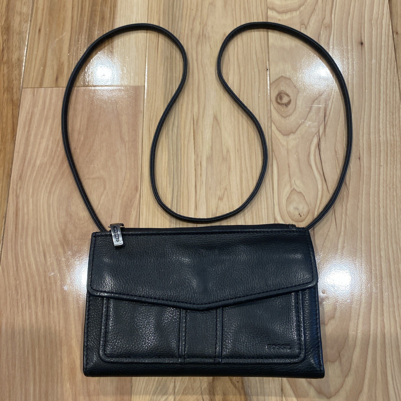 Vintage Fossil Black Leather Wallet Clutch Removable Strap Zipper Button Closure