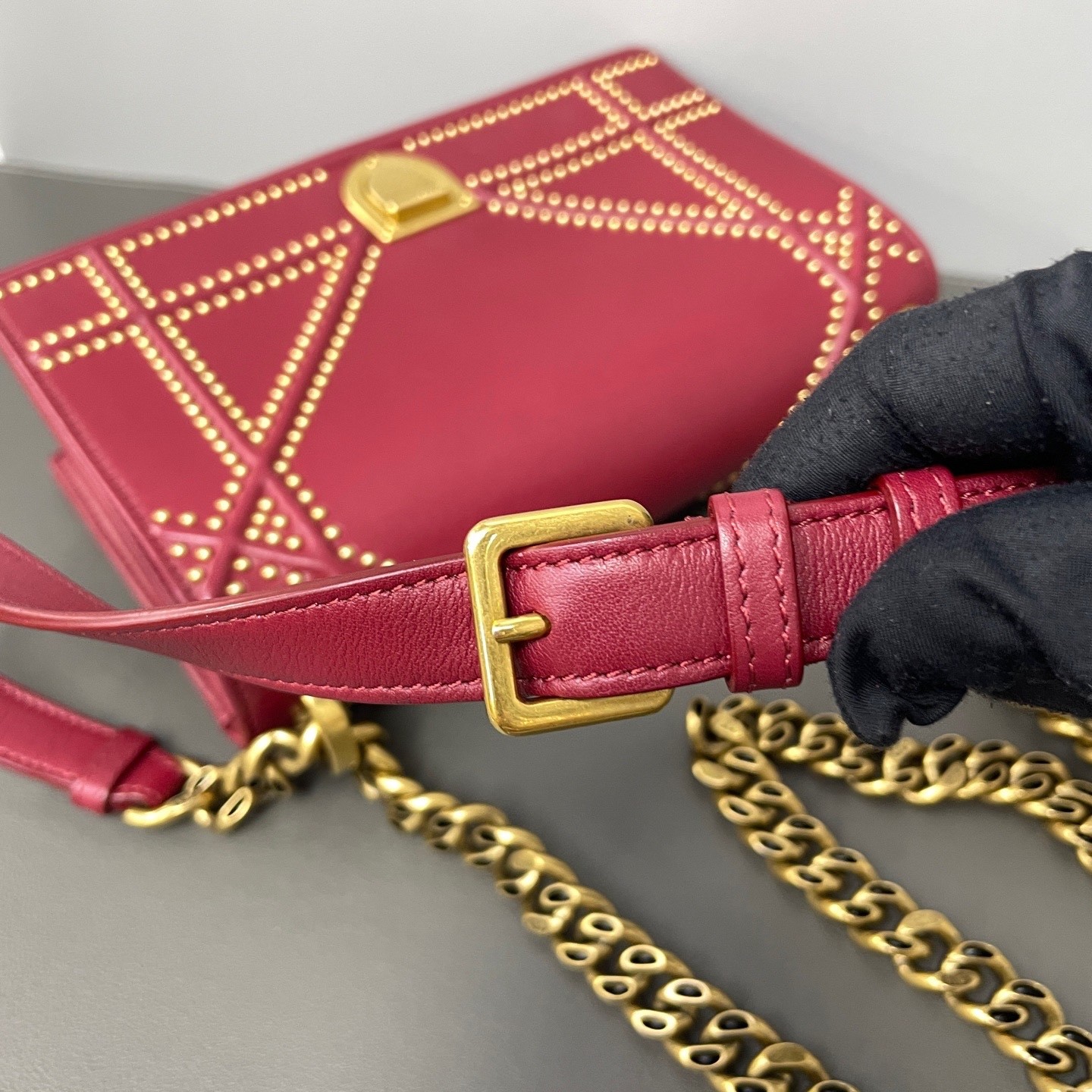 Dior Pre-Owned Authentic Chain Bag Burgundy 22*13*6.5 Free Tracked Shipping