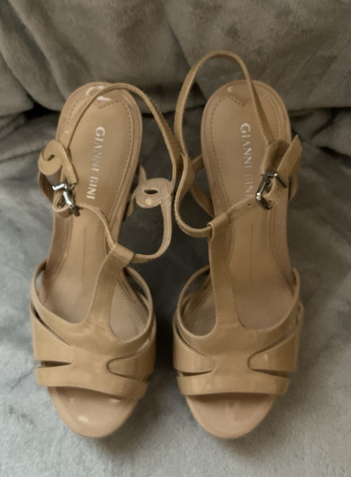 Gianni Bini Tan High Heels, Size 7M.
