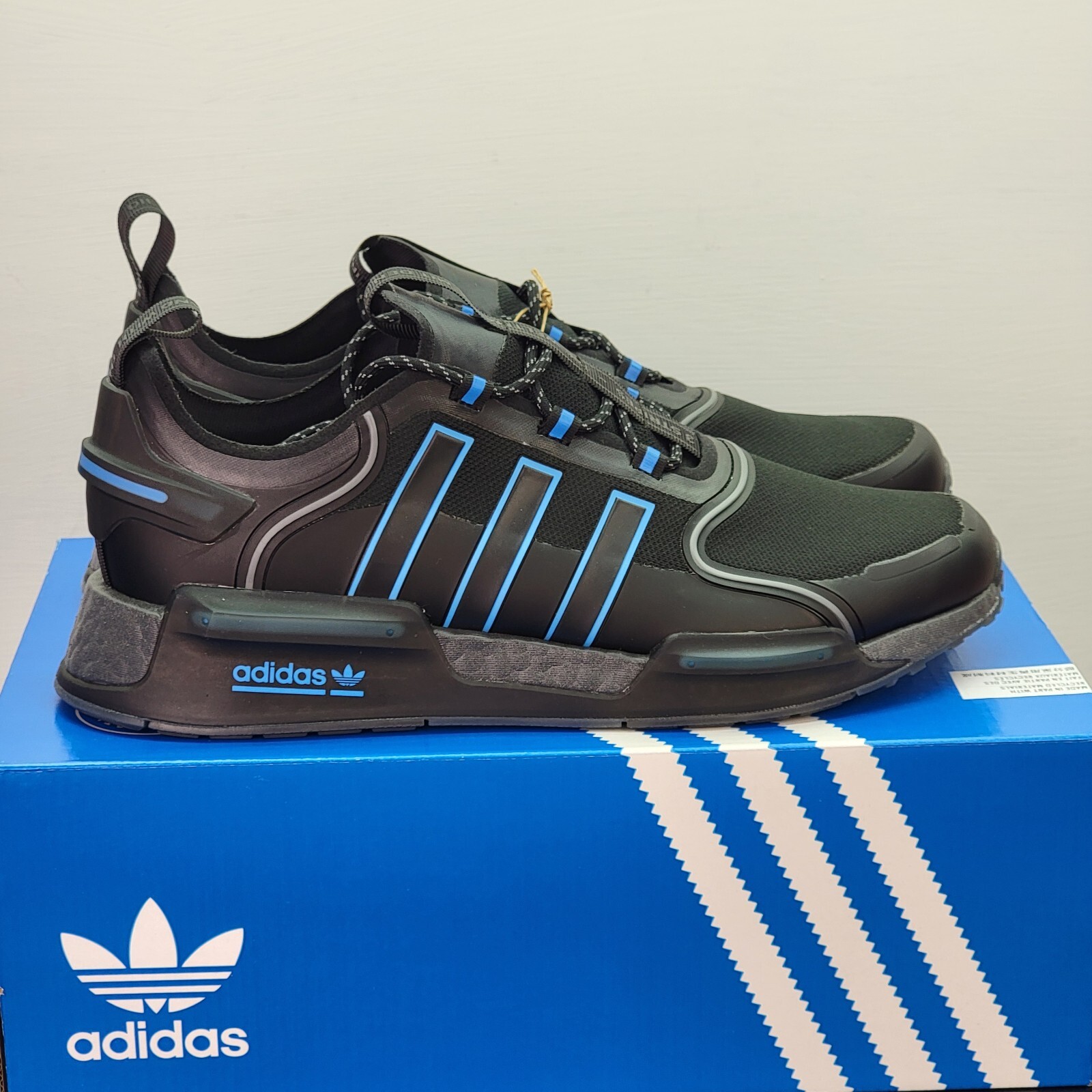 Adidas NMD V3 Boost Shoes Men’s Size 11 Black Blue Athletic Running Sneakers