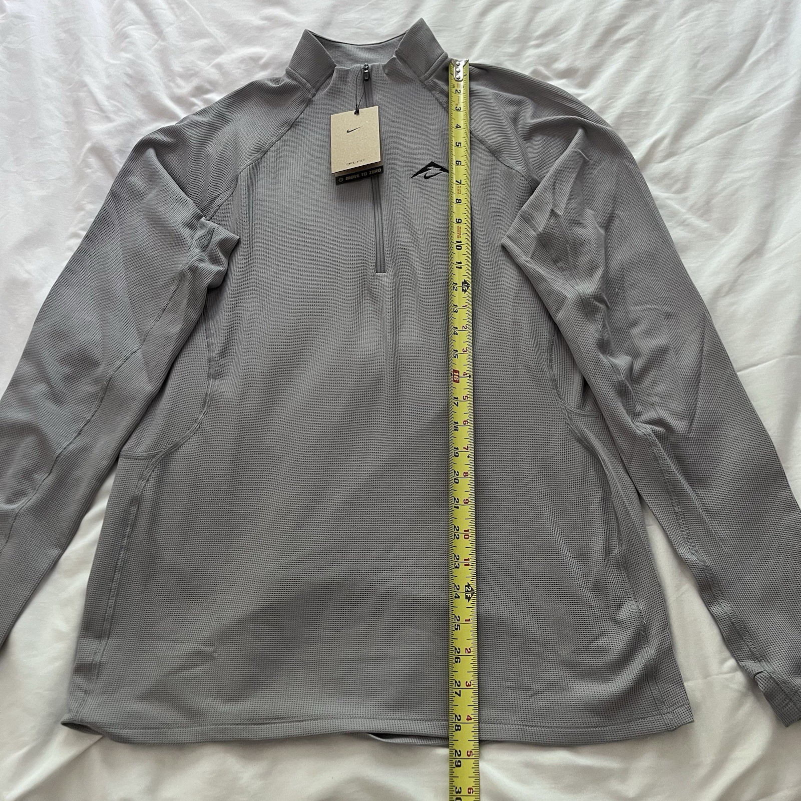 Nike Trail Running Top Men’s Small Grey Dri-FIT 1/2-Zip Lightweight Performance