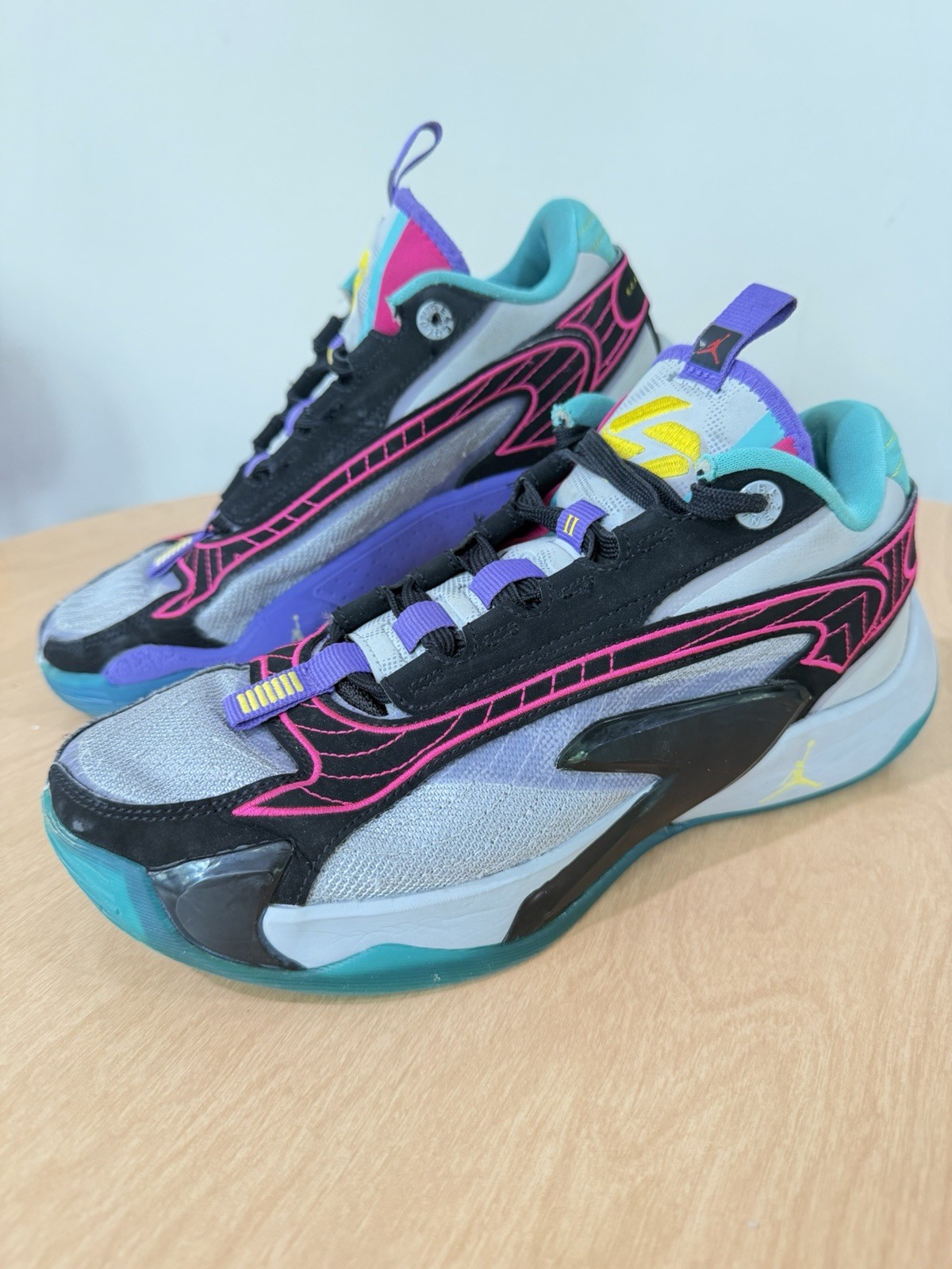 JORDAN LUKA 2 ‘BEL-AIR’ (TRICK MAN) Youth Size 7Y (W 8.5) Multi-Color
