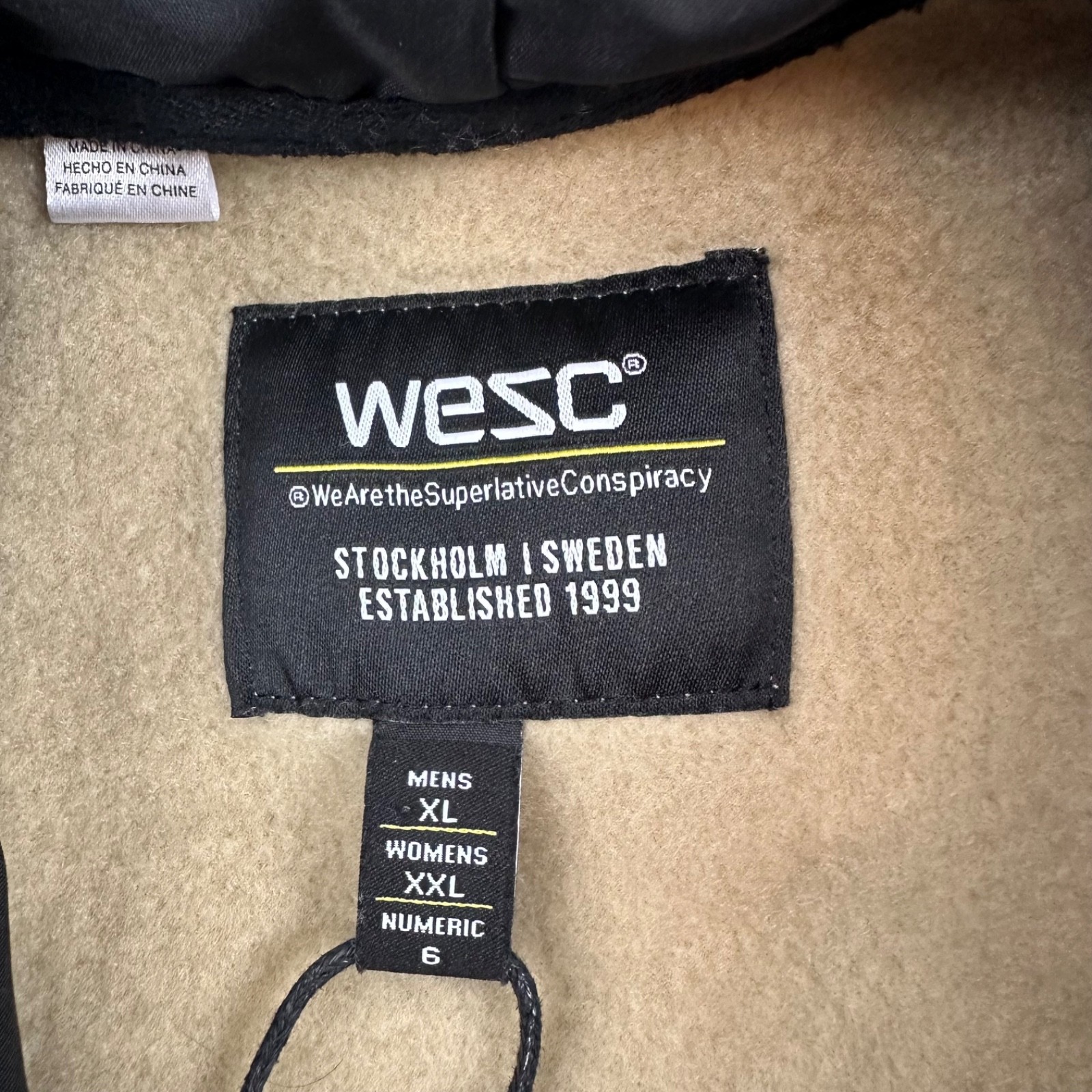 WeSC Men’s XL Tan & Black 90s Mike Utility Hoodie – Color Block Streetwear