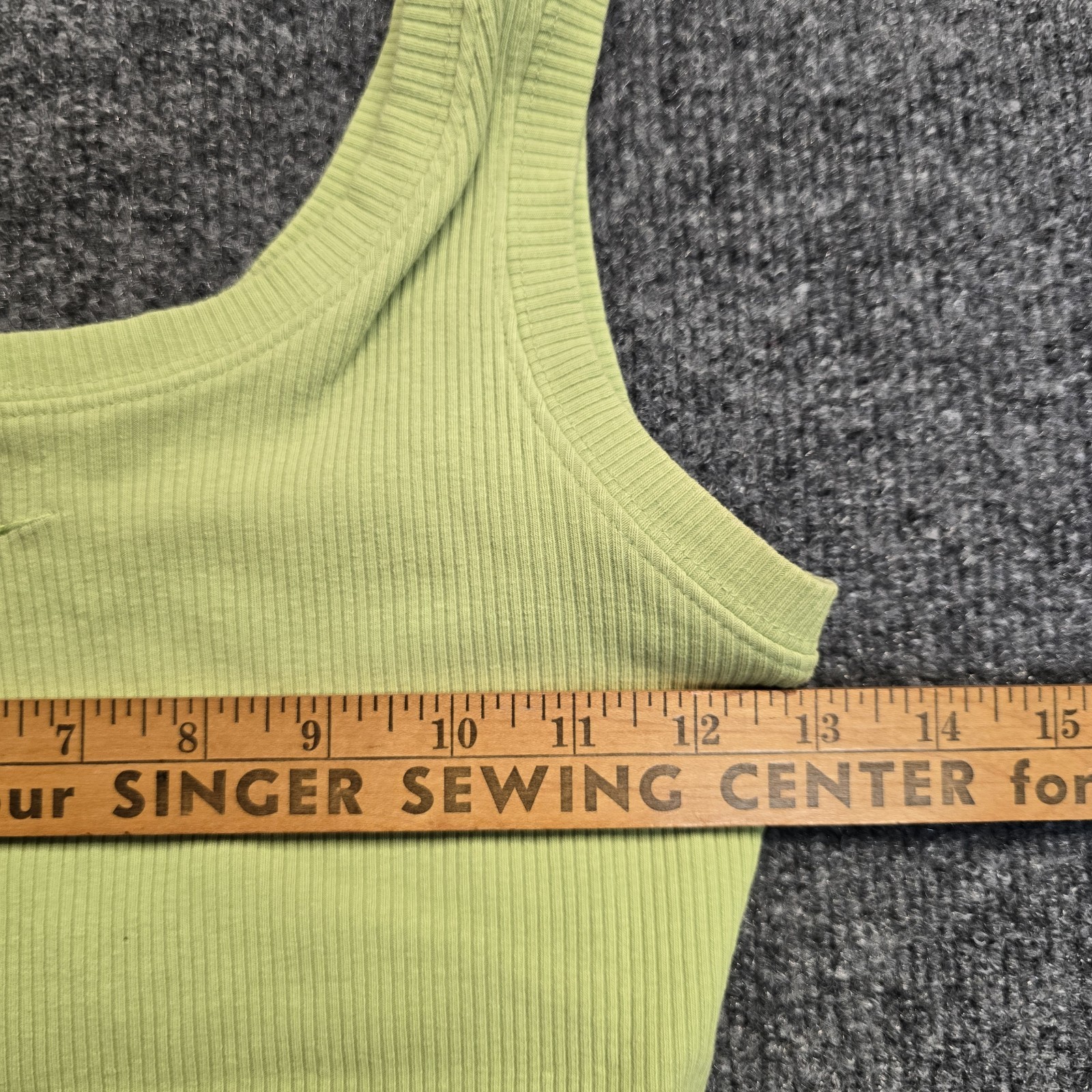 Vintage Nike 90s Center Swoosh Neon Green Women’s Tank Sleeveless Top Shirt XS-S
