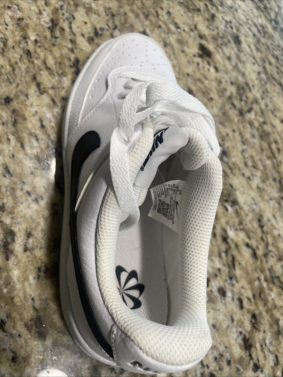 Size 6 – Nike Court Vision Next Nature Low White Black (Single Left Foot)