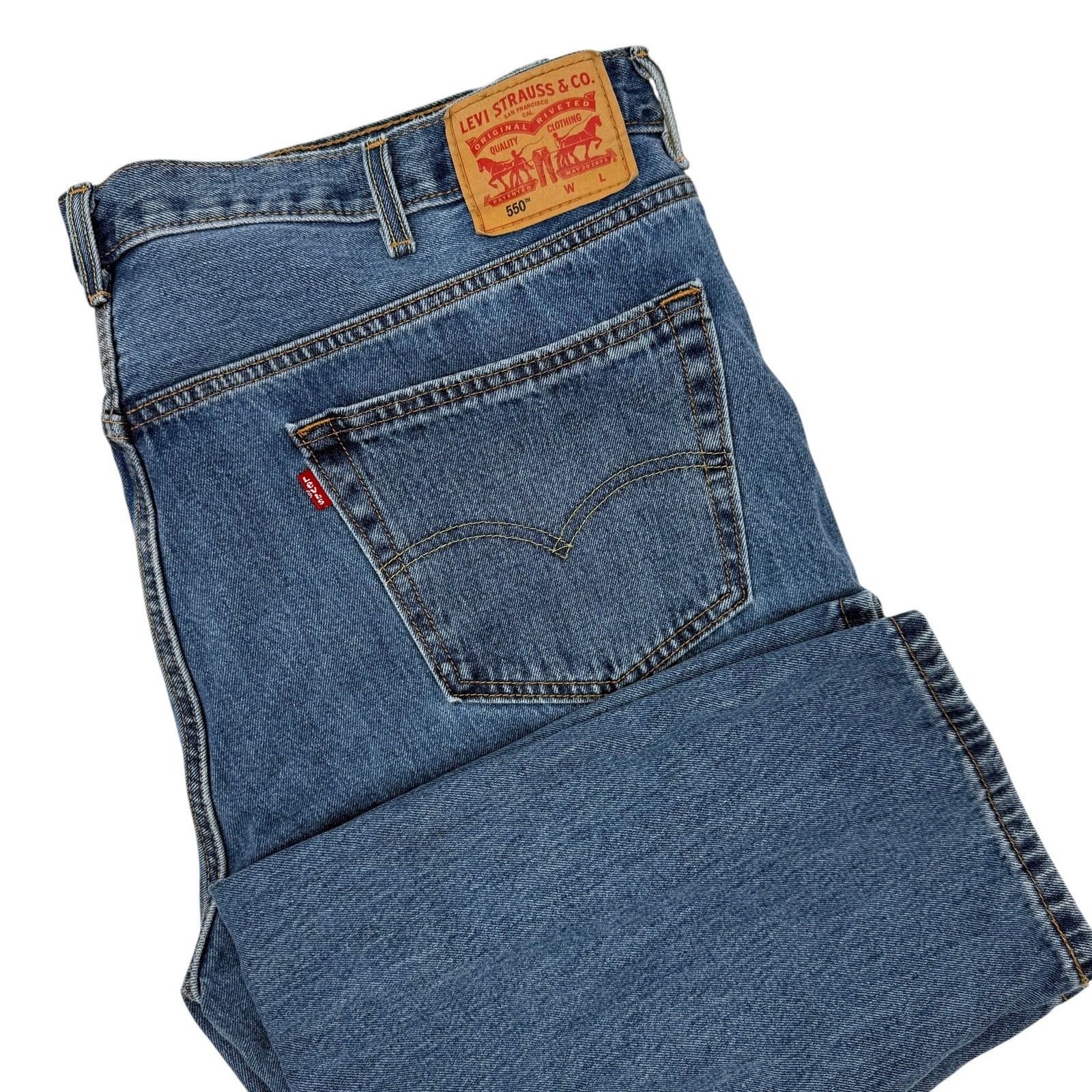 Levi’s 550 Relaxed Fit Jeans Men 46×29 (44×28 Measured) Light Wash Denim Red Tab