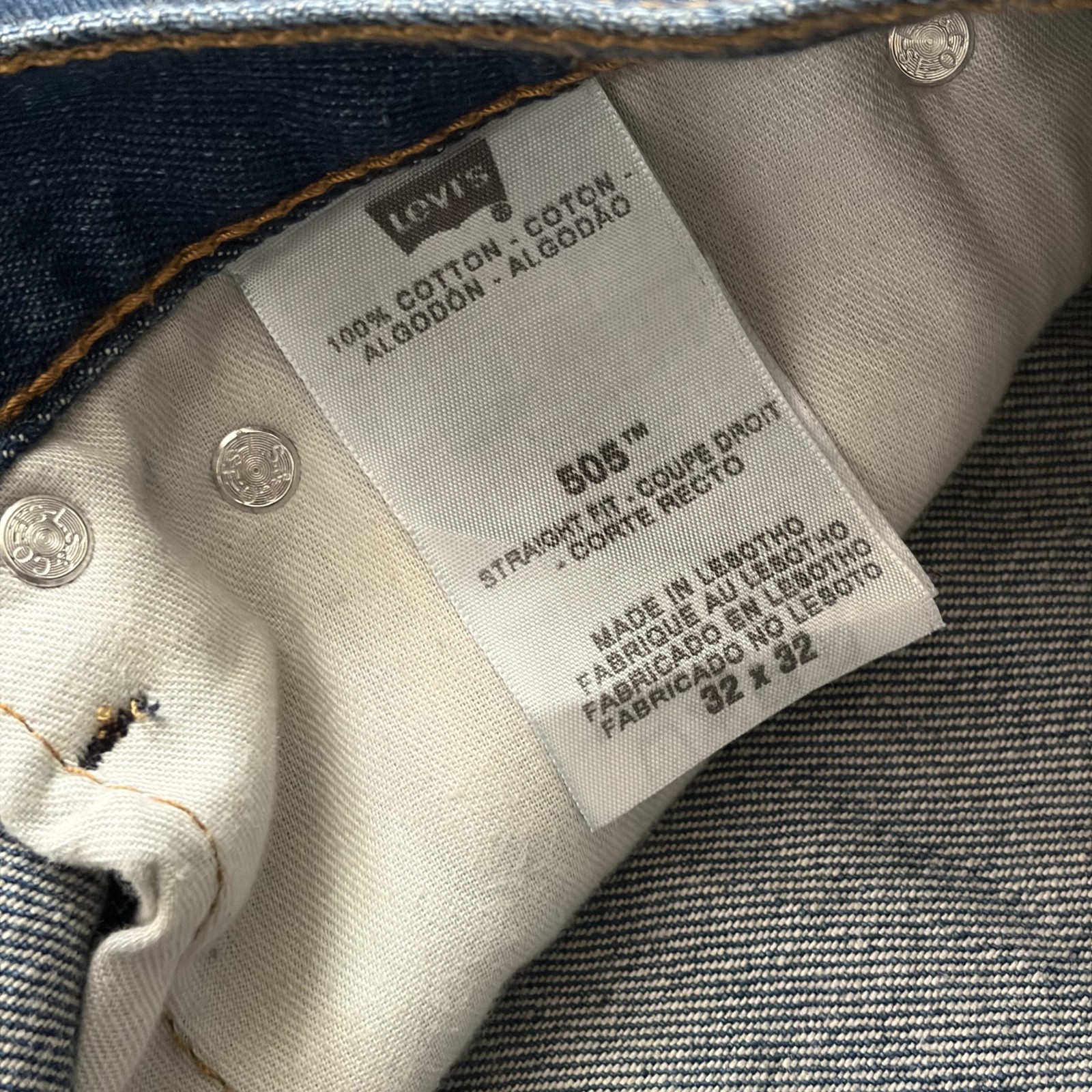 NOS VTG Levi’s 505 Straight Fit Medium Stonewash Denim Blue Jeans 32×32