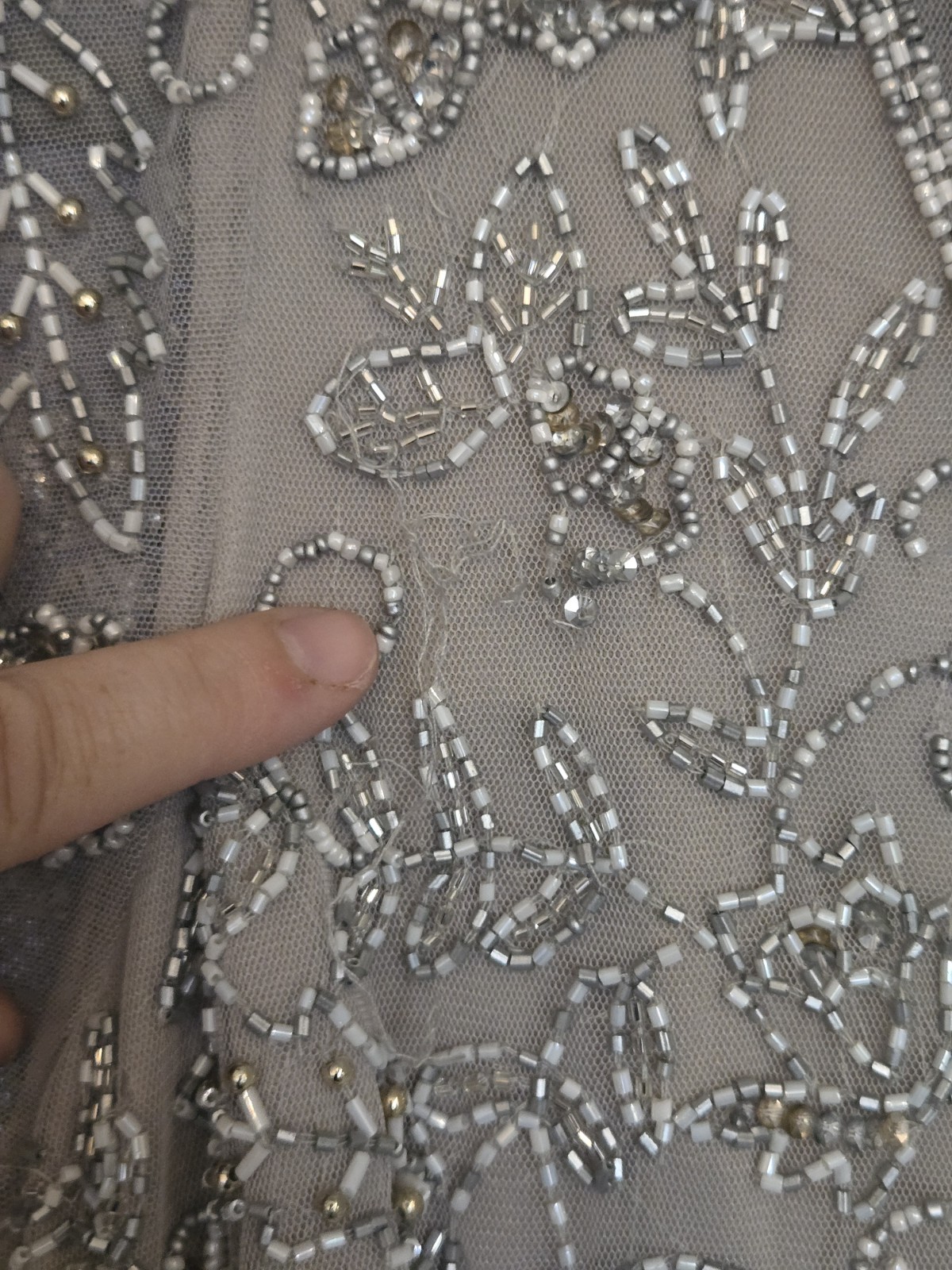 $269 Pisarro Nights Evening Gown Maxi Beaded V Neck Size 8 Silver