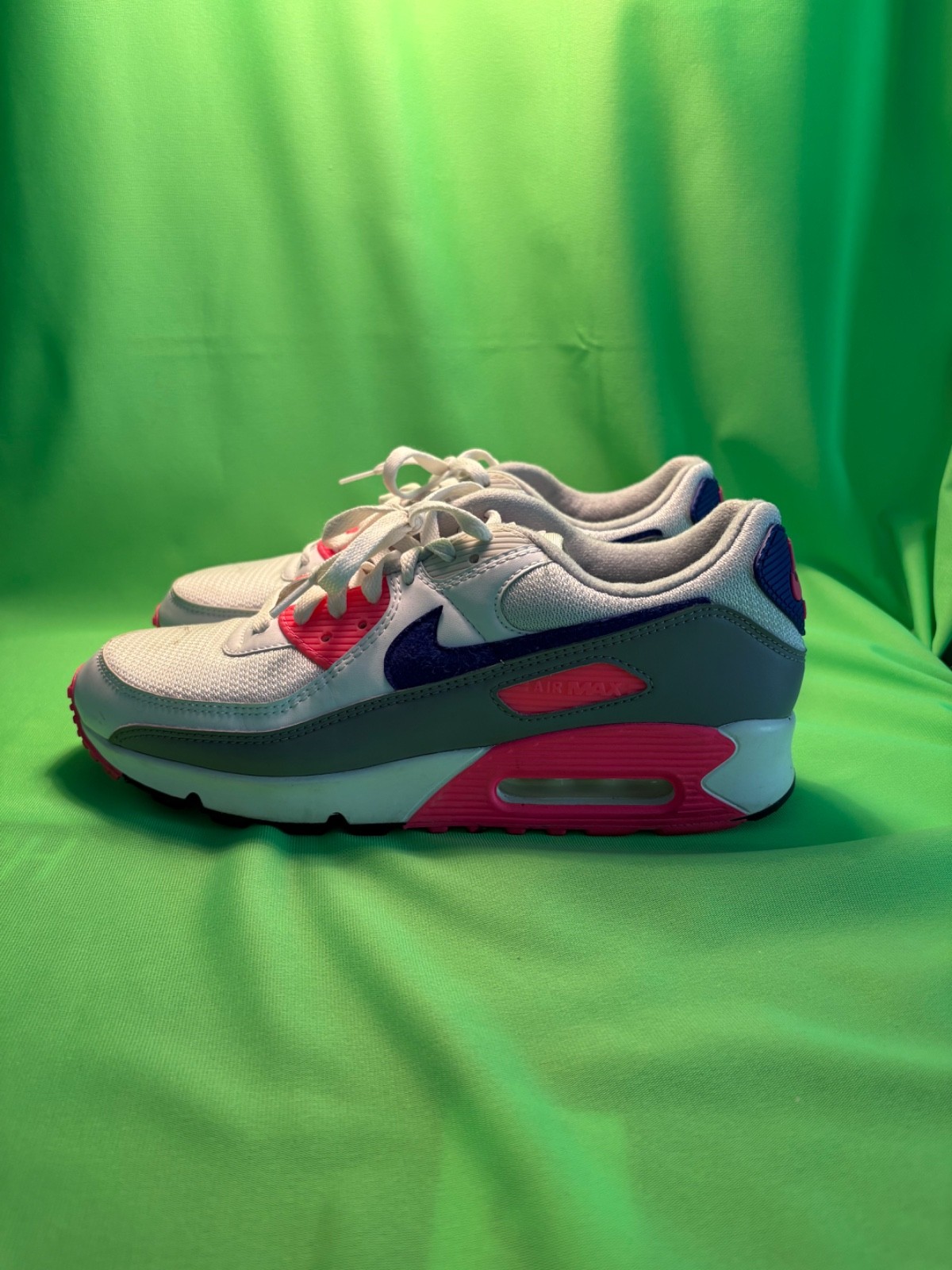 Nike Air Max 90 Women’s Size 12 White Gray Pink Blue Running Sneakers