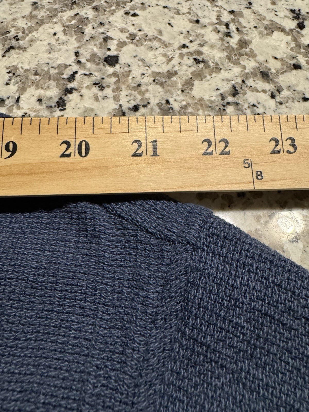 Scuffers Knit Cropped Shirt Size Large
