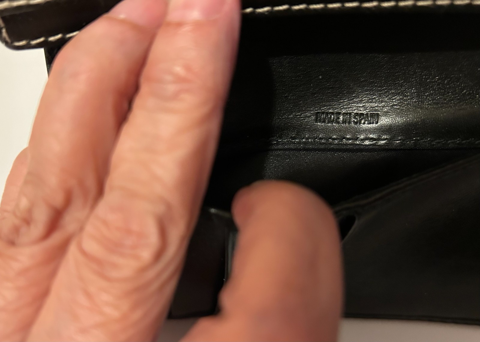 Coach Y2K Black Leather Bifold Wallet Embossed with CC Monogram Zip Coin Purse
