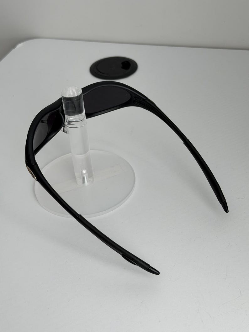 Oakley Minute 1.0 Sunglasses Black Frame Silver Lens Y2K Retro