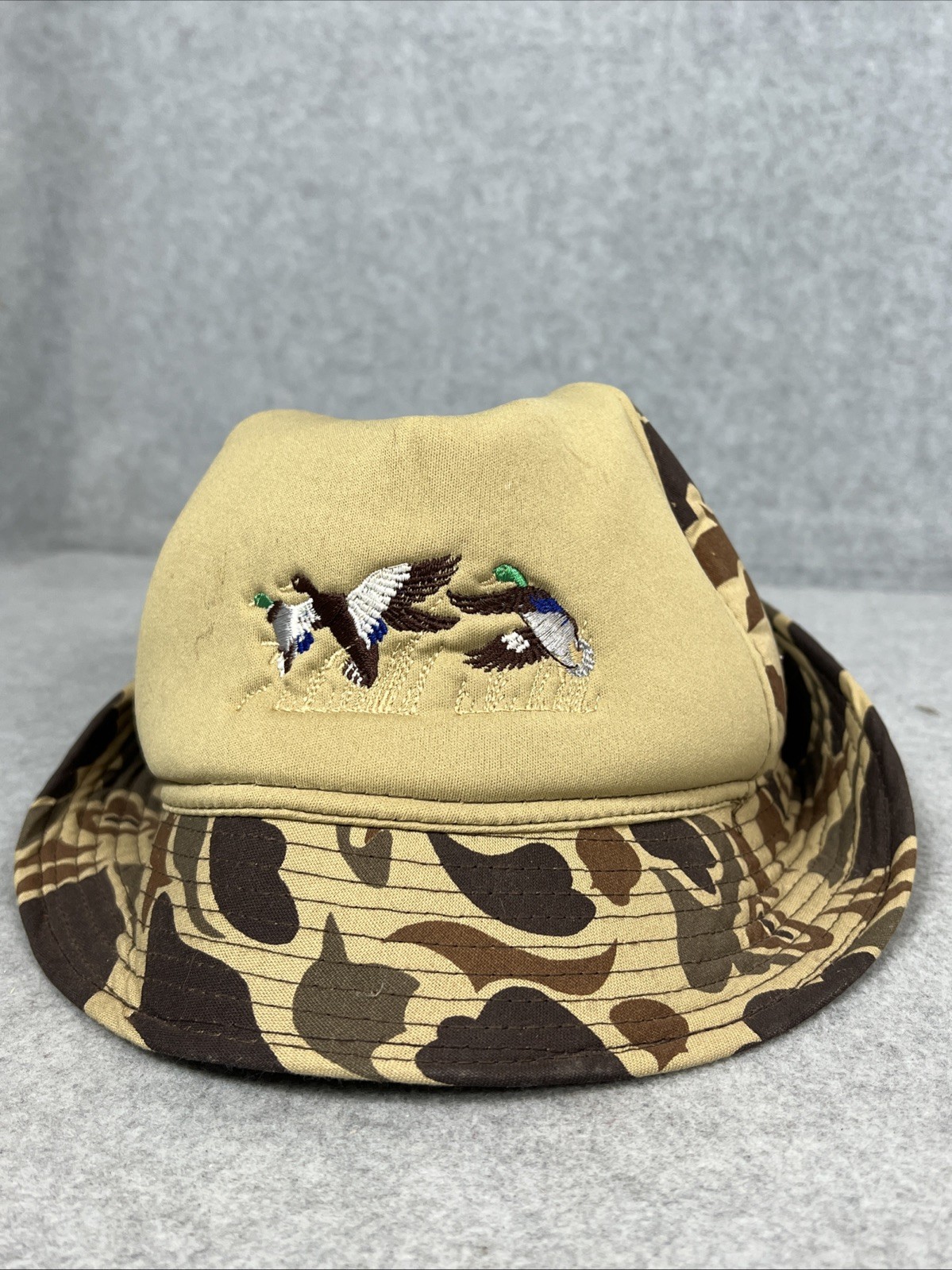 Men’s Birch Creek Outfitters Duck Emblem Camoflauge Hunting Hat Size 7 1/4