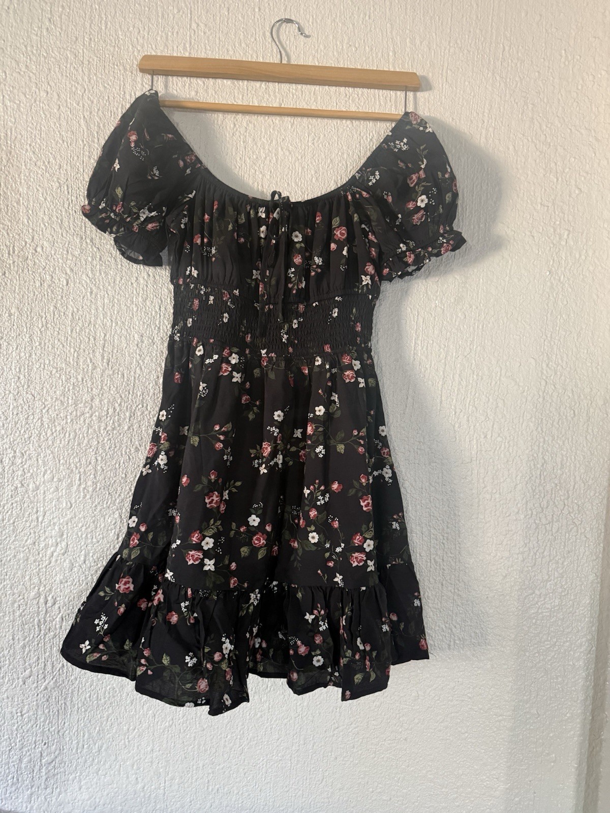 HESPERUS BLACK PUFF SLEEVE FLORAL MINI BOHO DRESS NWOT S