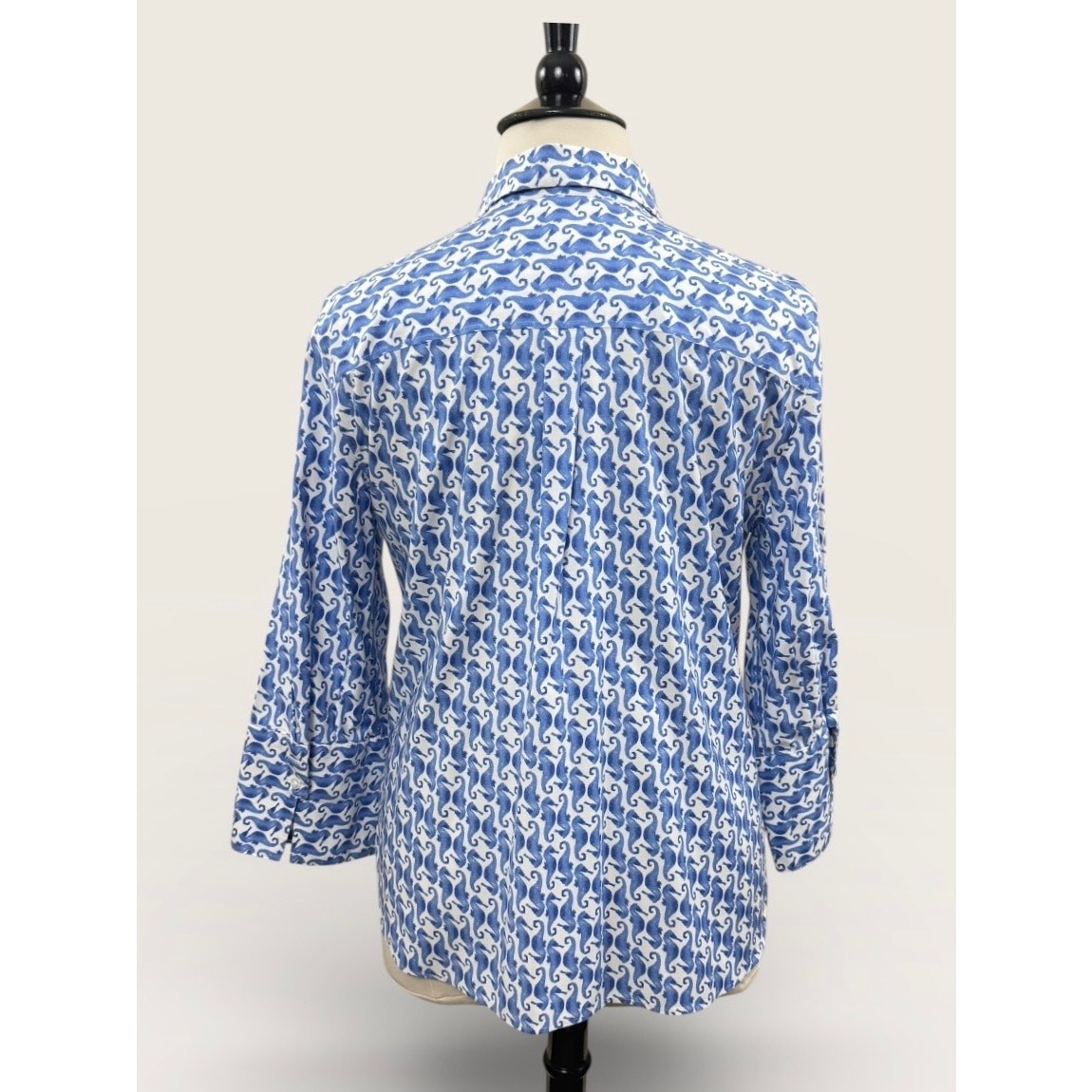 Chico’s No Iron, Chic Stretch Blue Seahorse Button Down, 3/4 Sleeve Tunic, Sz 3