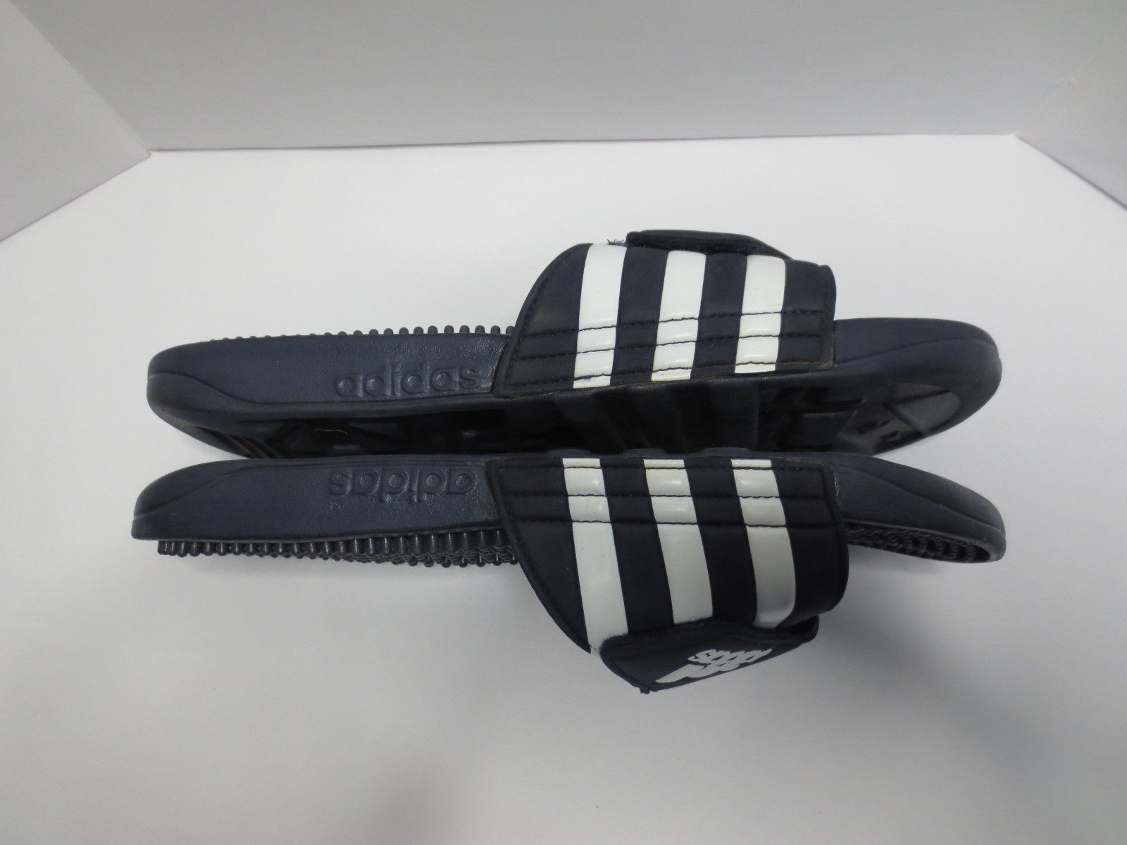 Adidas Adissage Slides – Navy/White – Men’s size 11 – Good Used Condition