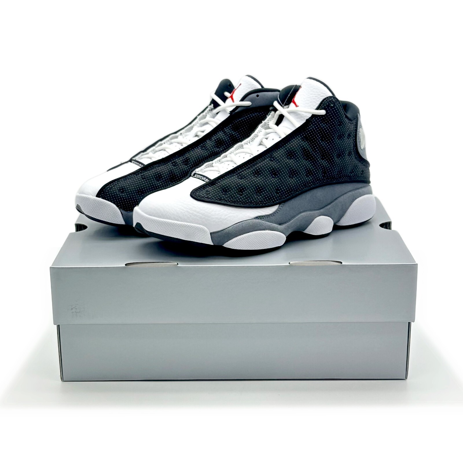 DJ5982-060 Nike Air Jordan 13 Retro Black Flint