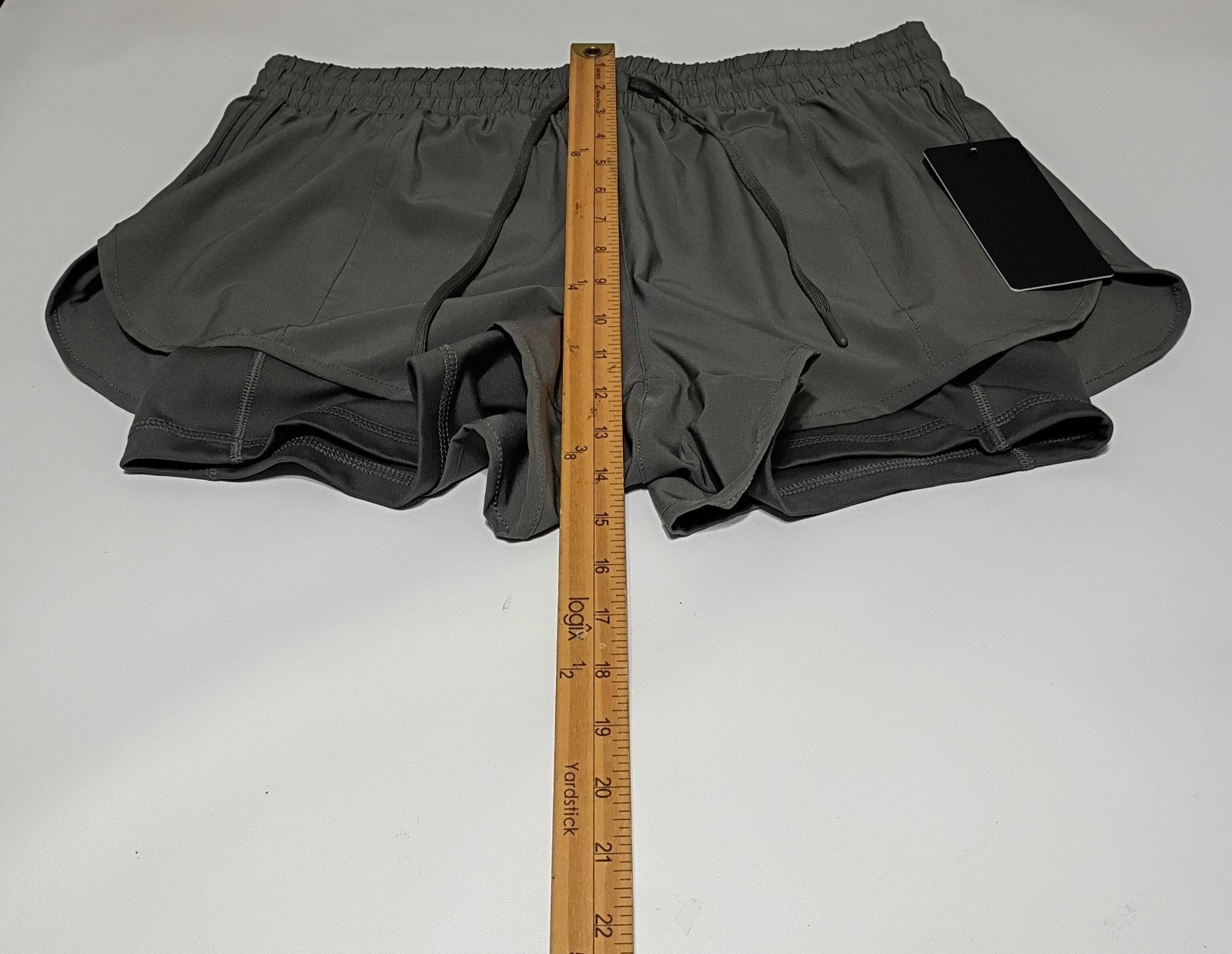 90° Degree by Reflex Lightstreme Alpine 2-in-1 Short Women L Basil Athletic NWT