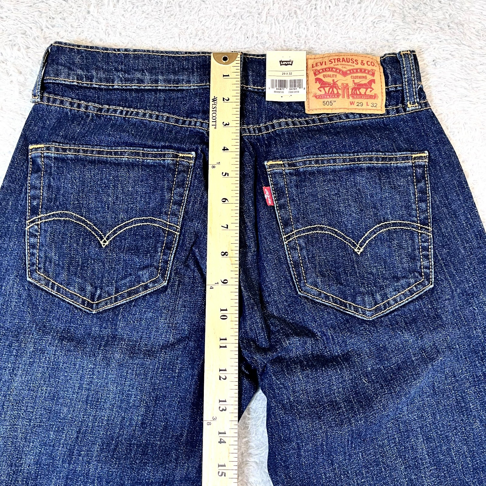 Levi’s Men’s Blue Denim 505 Regular Eco Ease Straight Fit Jeans 29×32