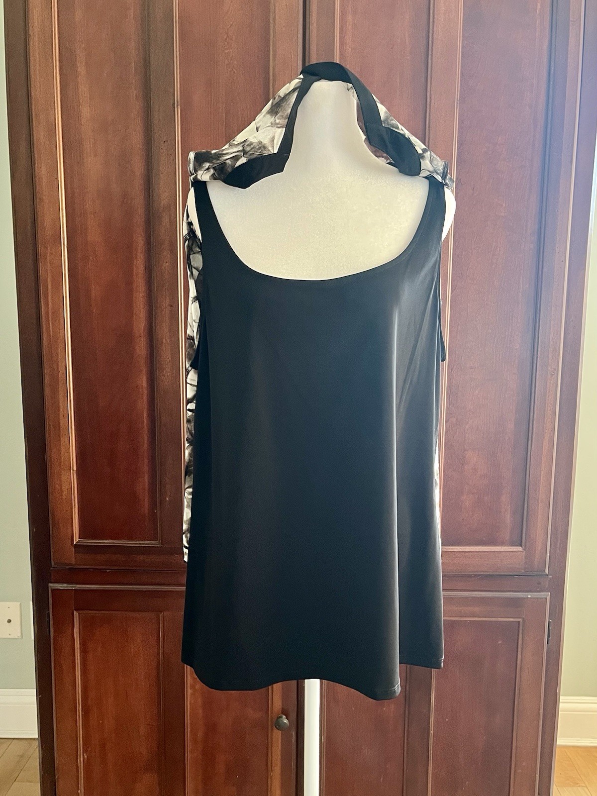 Alfani Sleeveless Black & White Abstract Tunic Top w/Asymmetrical Hem