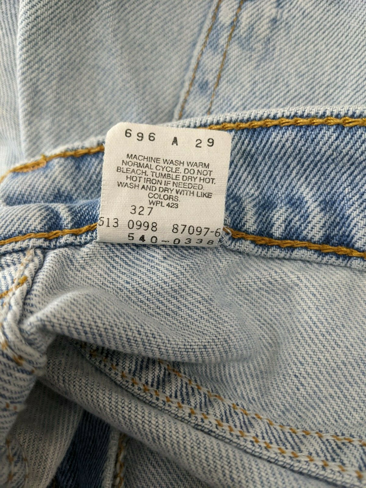 Levi’s 540 38×30 Relaxed Fit Jeans Distressed Denim USA Made 100% Cotton
