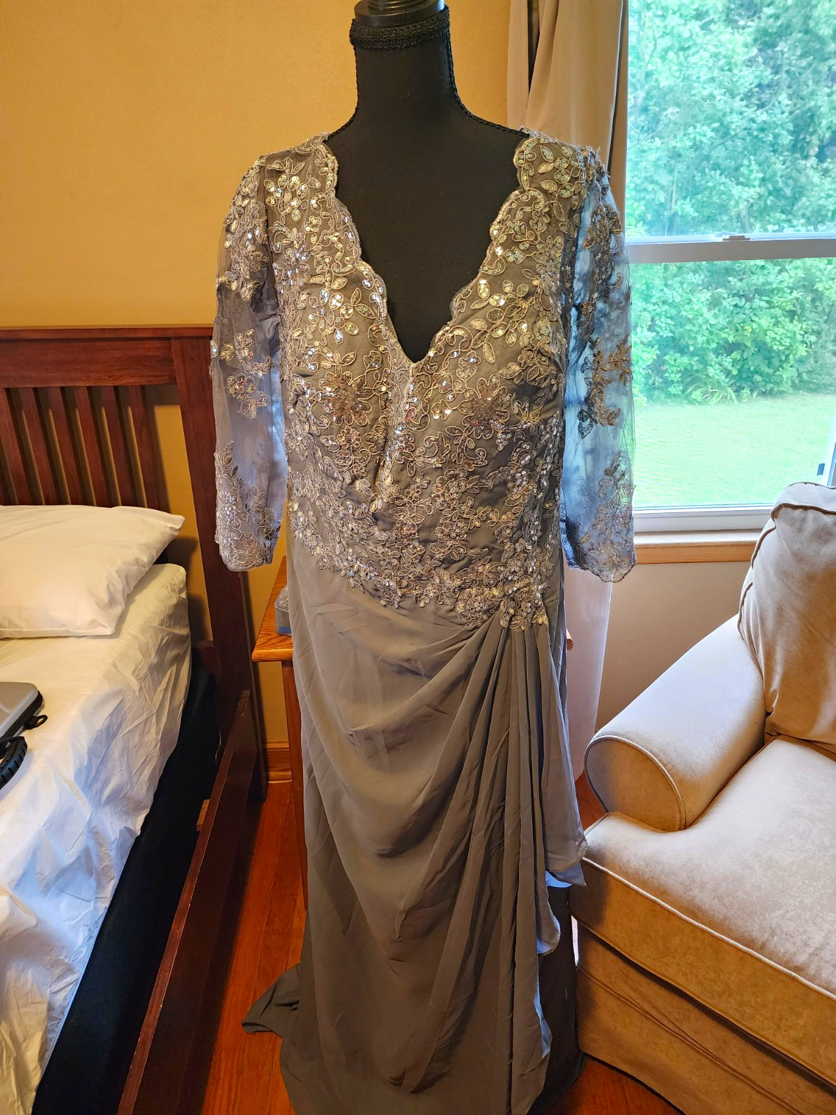 Gown Gallery Gray/Silver Floral Beaded Sequin V-Neck 3/4 Mesh Long Gown 22W