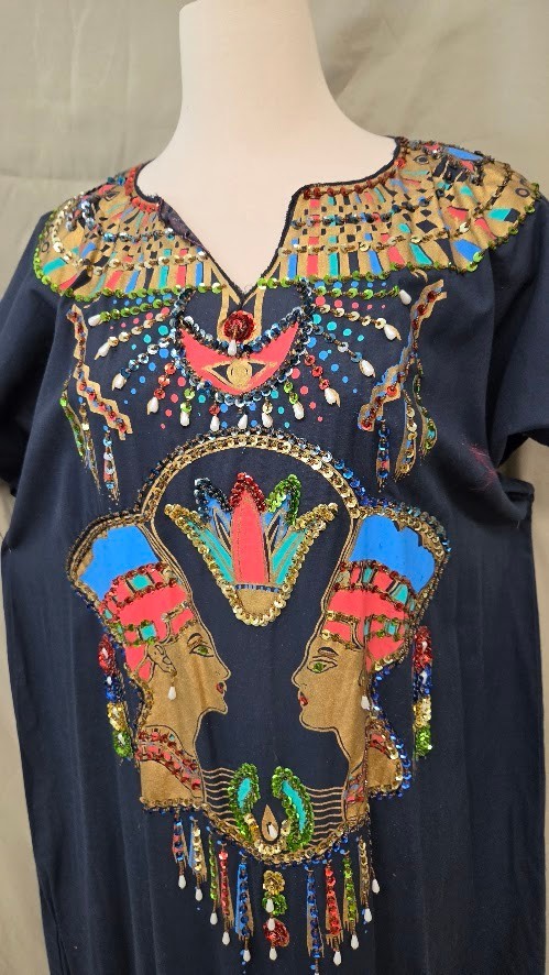 Ladies Egyptian caftan