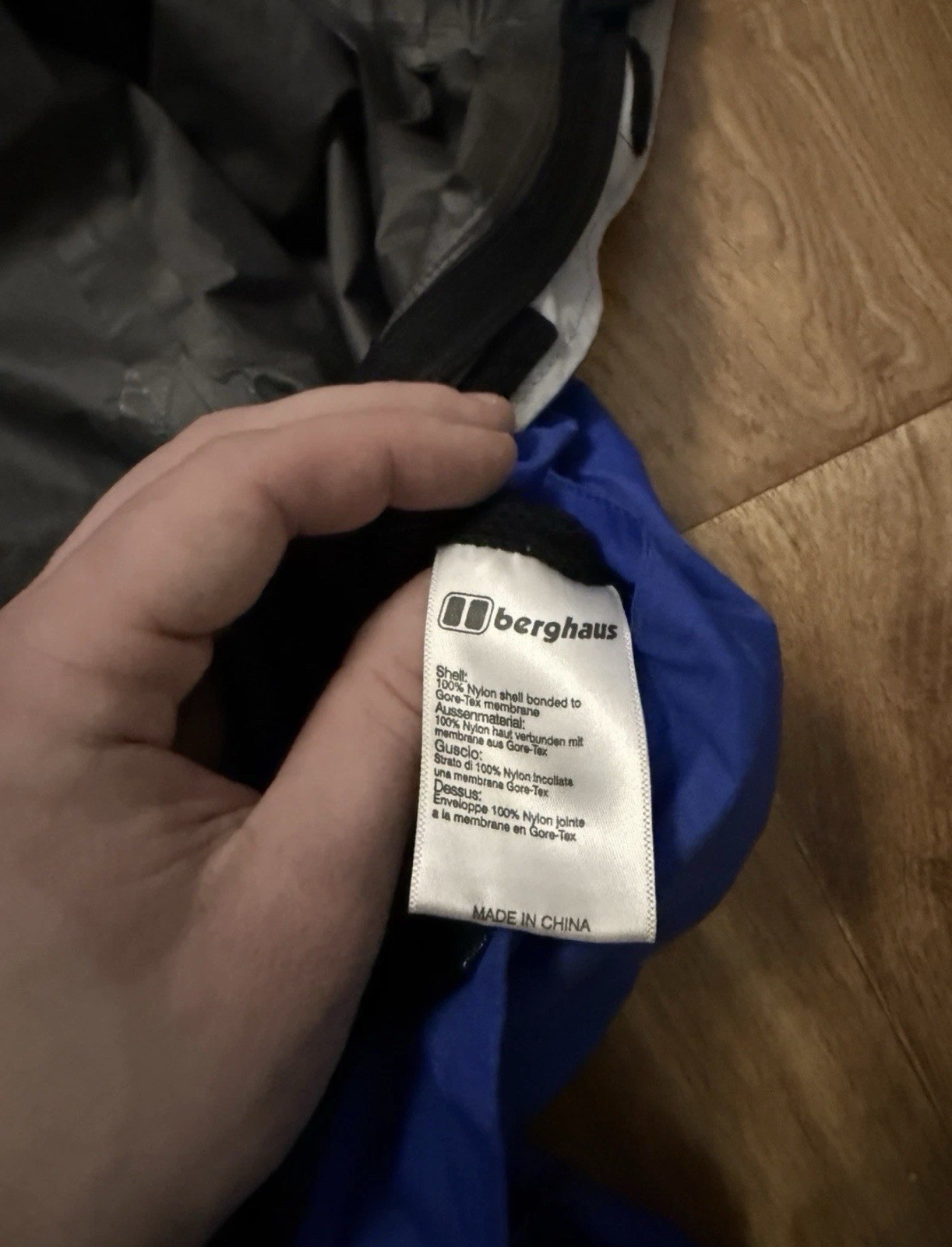 Windbreaker Jacket Berghaus Extreme Gore-Tex Paclite Gorpcore Outdoor Sz S Man