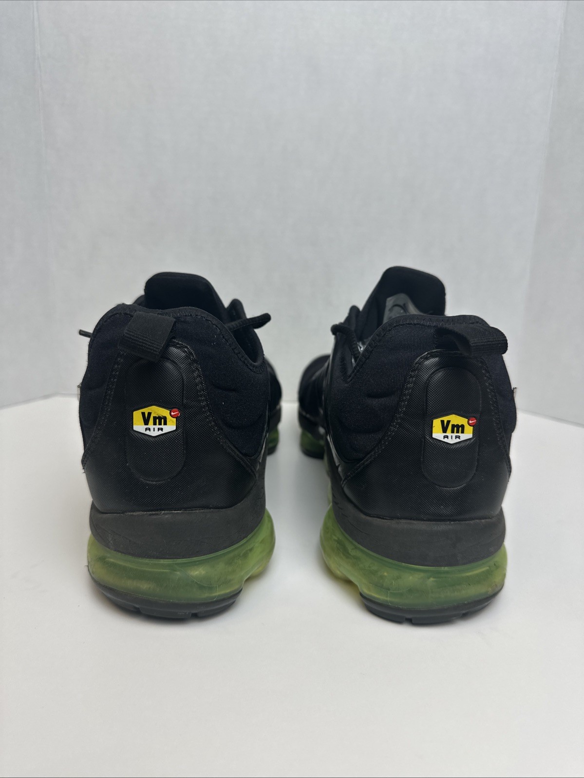🔥Nike Air VaporMax Plus ‘Black Volt’ – Men’s 13