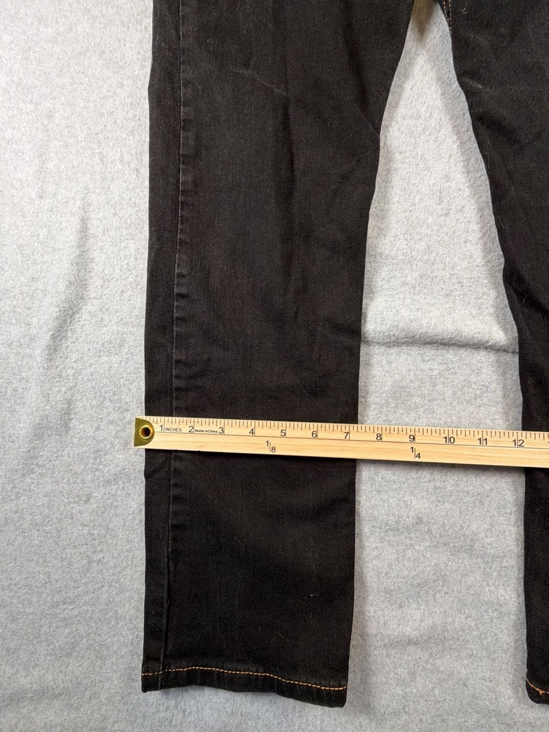 Levi’s 502 Regular Taper Fit Jeans 30×30 Black