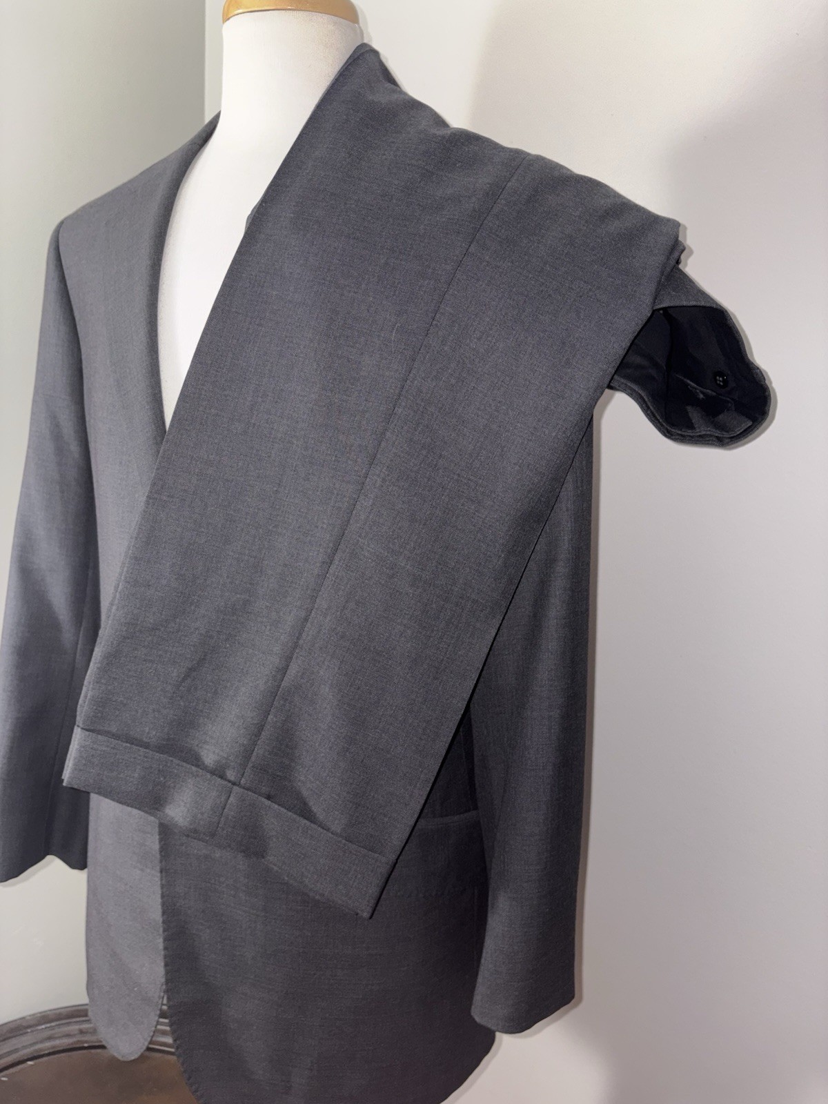 Paul Stuart CUSTOM Gray 2/3 Roll Suit 40R Wool Made In USA