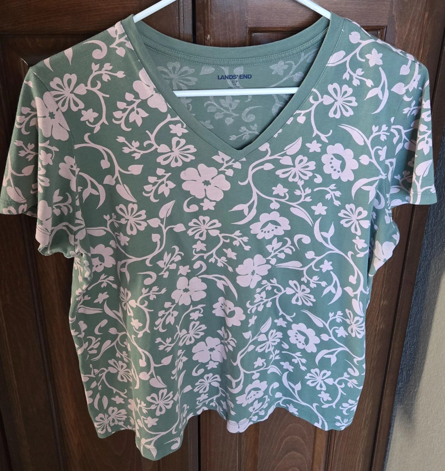 EUC – LANDS’ END 100% Cotton/Baumwolle S/P Short Sleeve Floral Green/Pink Top