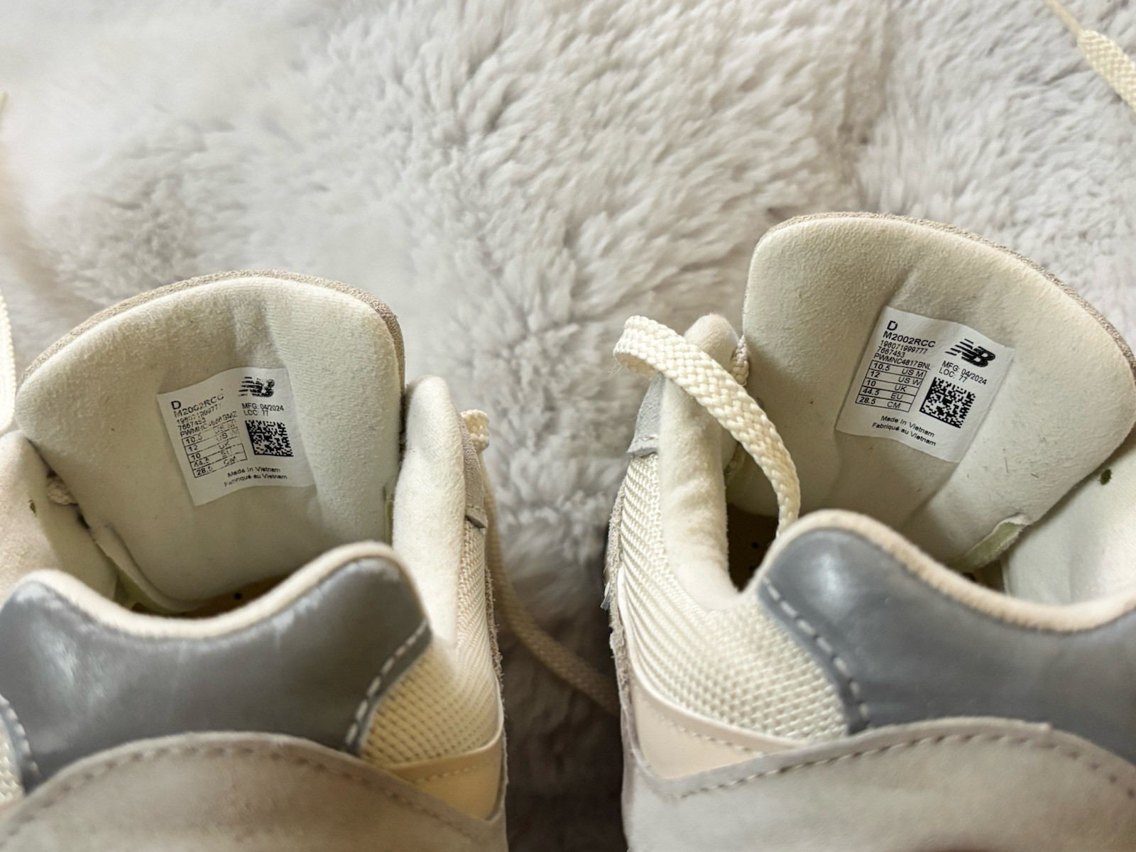 New Balance 2002R Calm Taupe M2002RCC – Men 10.5 / Women 12 – No Box Excellent
