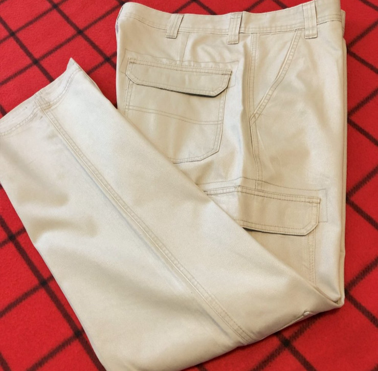 Genuine Wrangler Cargo Men’s Sz 38×32 Quality Khakis Pants High Rise Flat Front