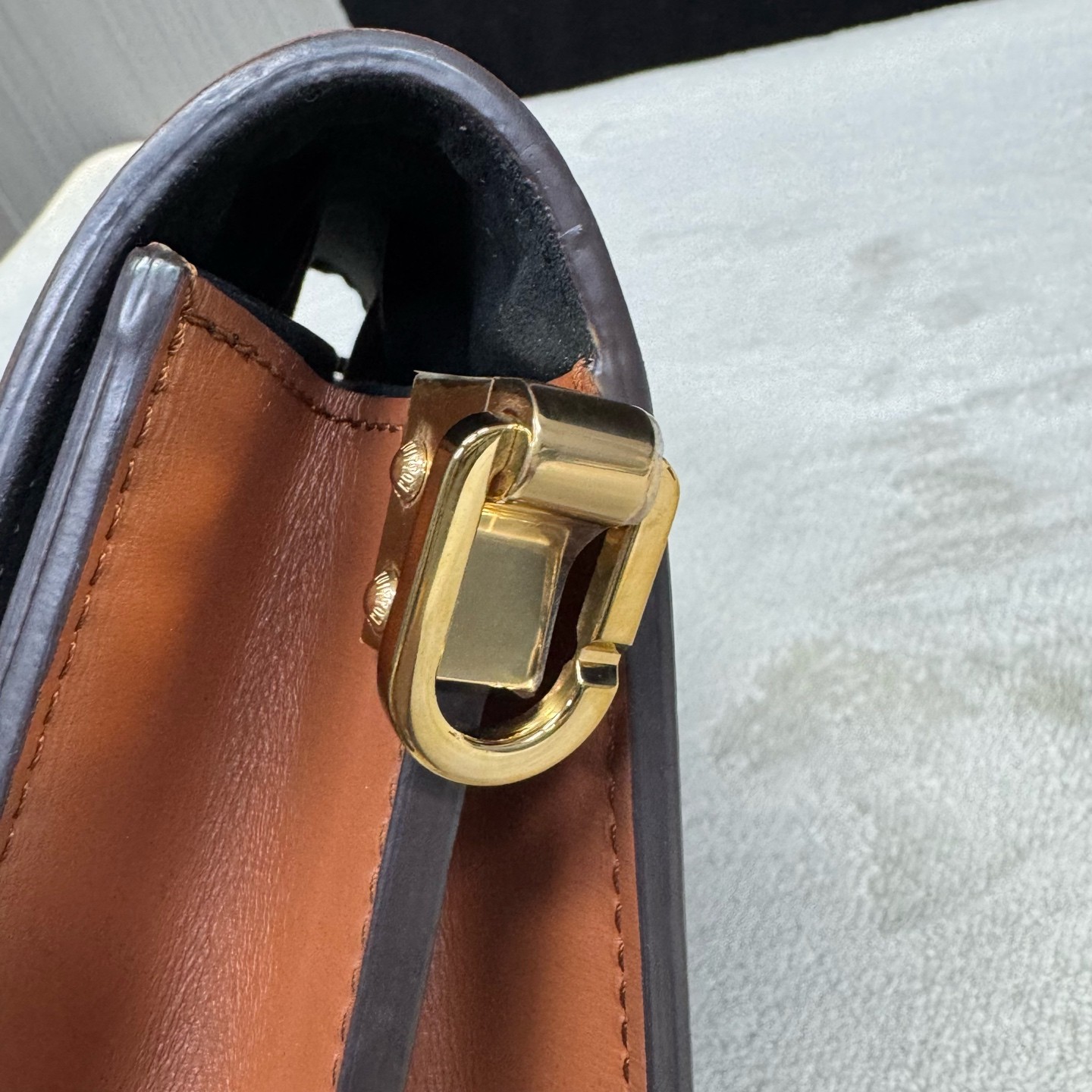 Louis Vuitton Dauphine Small Brown Caramel Monogram Shoulder/Crossbody US Ship