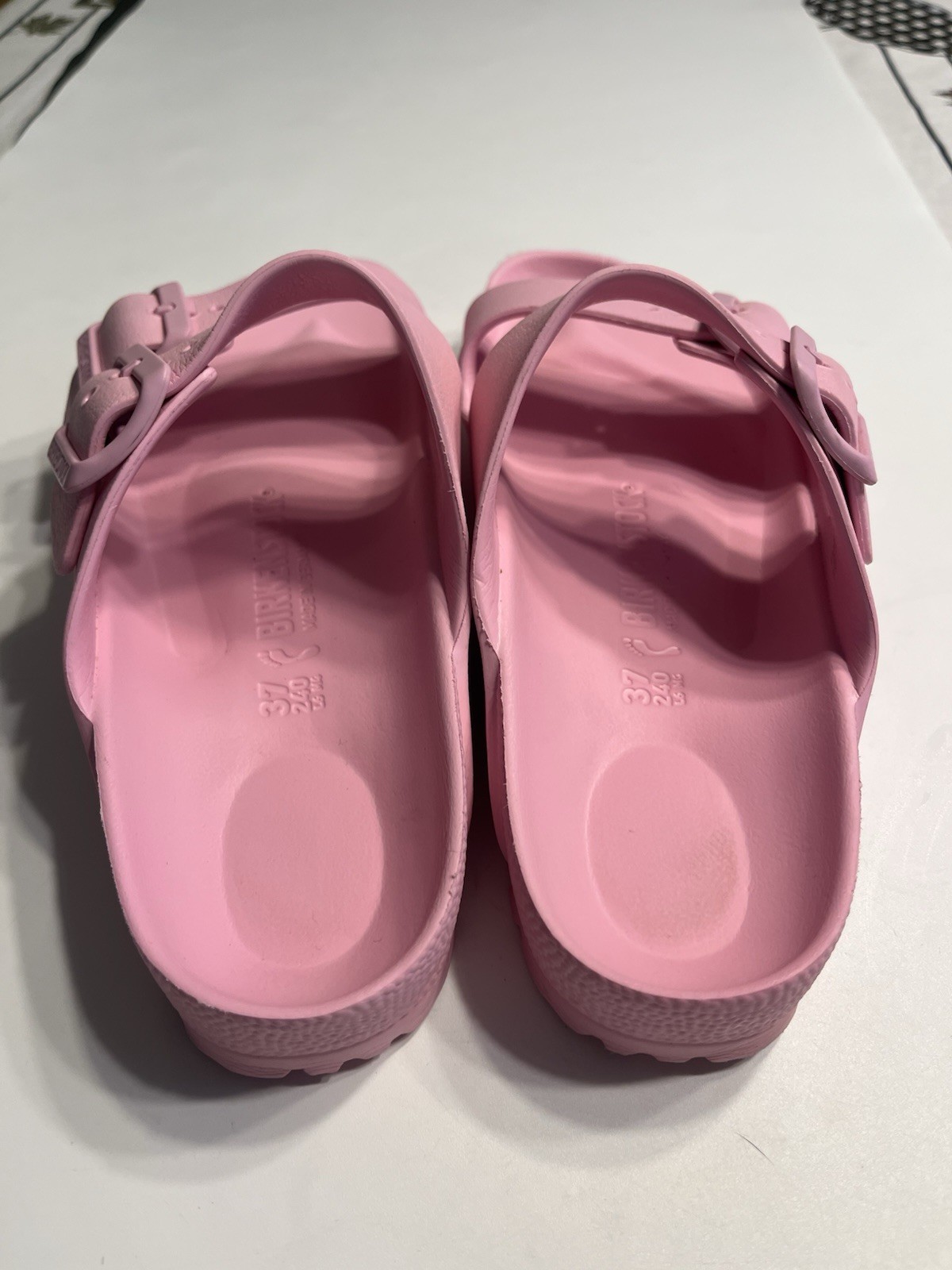 Birkenstock Women Arizona Essentials EVA Sandals Pink Rubber Size 37 US 6