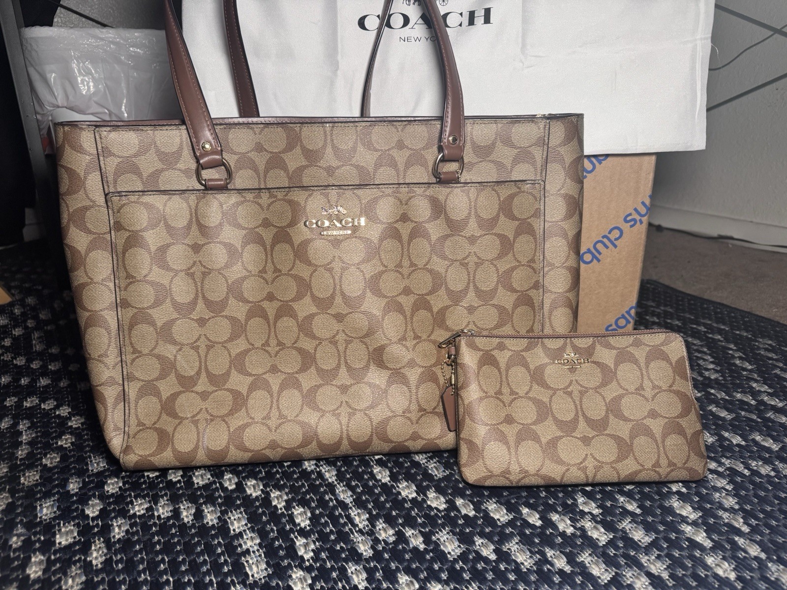 Coach Women’s Large Tote Bag with Matching Wristlet/Wallet