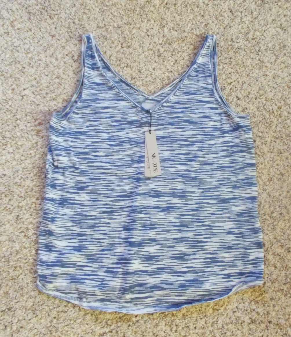 NWT $98 Nic & Zoe V Neck Tank Top Blue White Stripe Knit sz M
