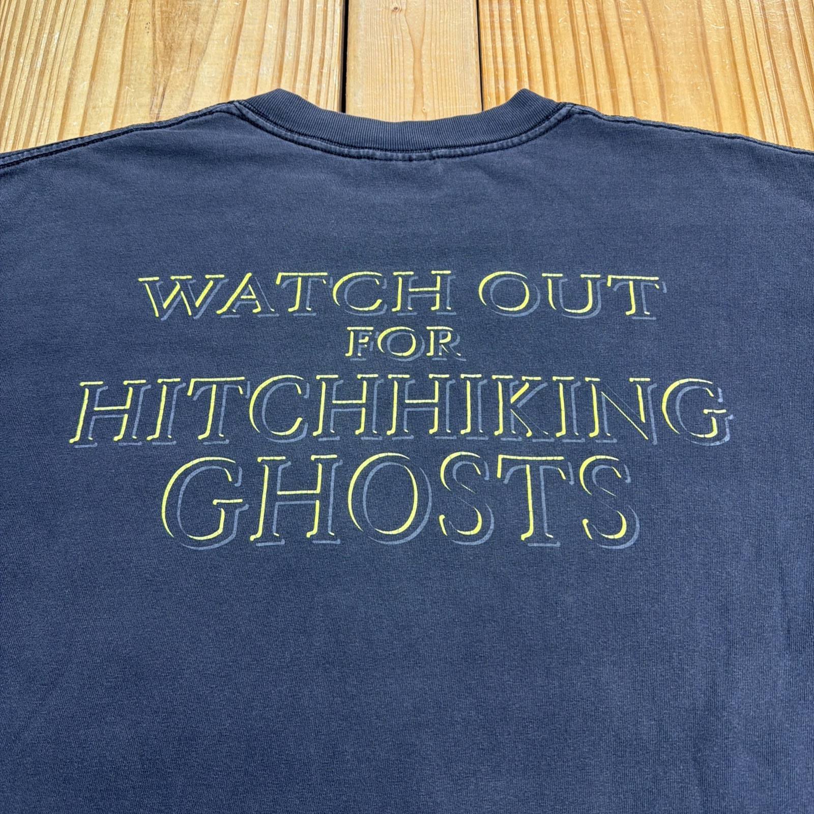 Vintage Walt Disney World Haunted Mansion Hitchhiking Ghosts T- Shirt Mens Large
