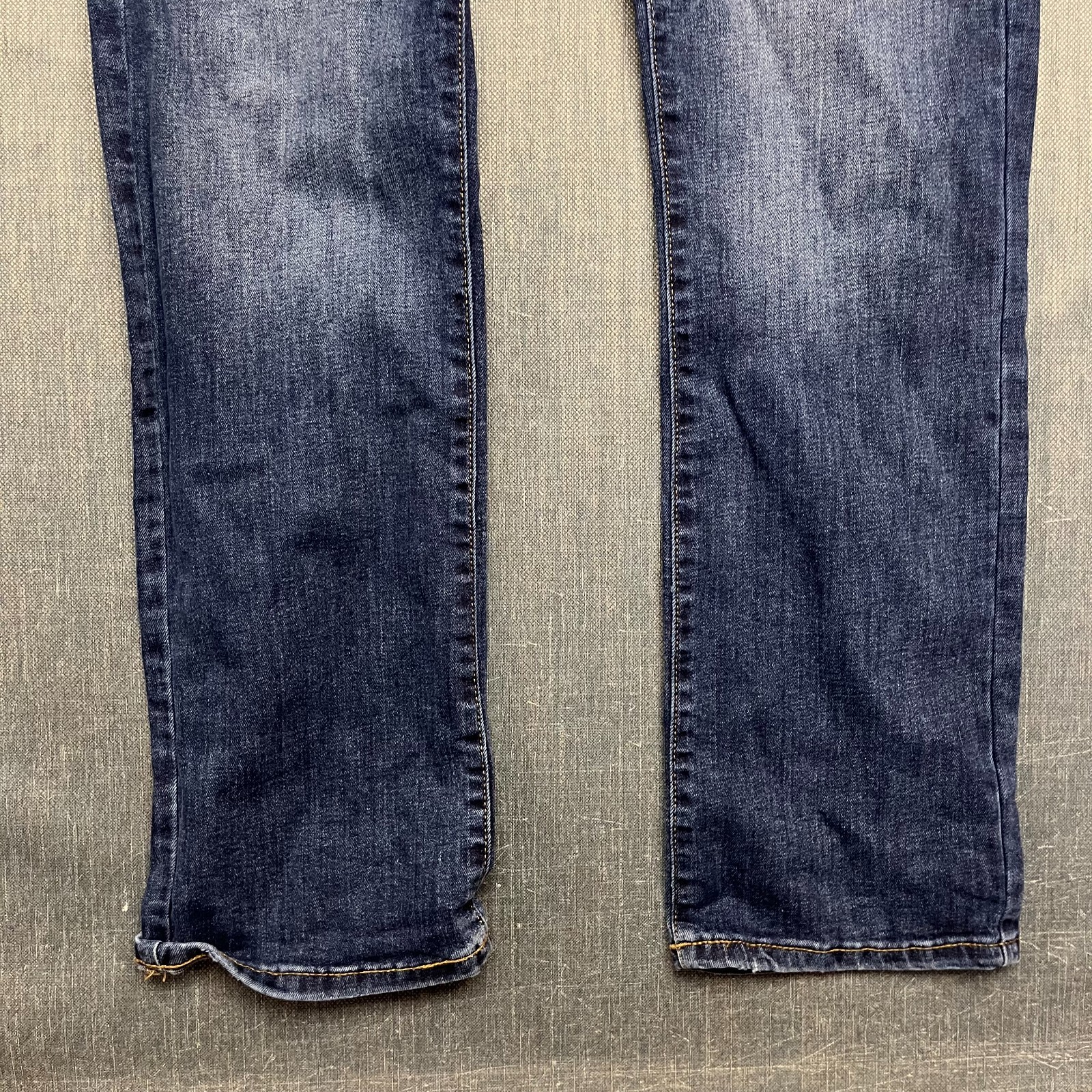 Lucky Brand 223 Men’s Jeans Size 32×32 Blue Denim Dark Wash Straight-Leg
