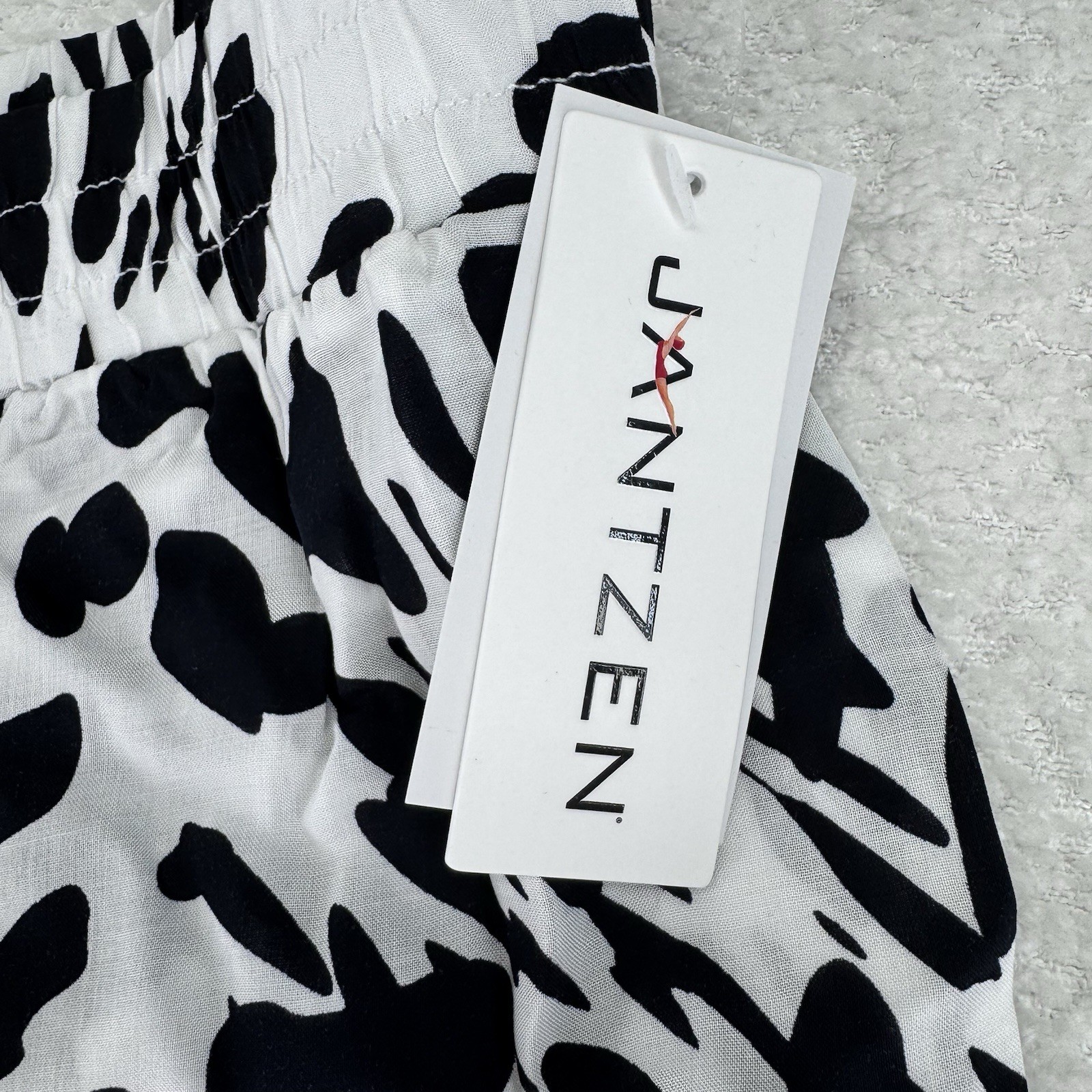Jantzen Regular Wide Leg Printed Pull On Woven Cover Up Pants Size Large Animal