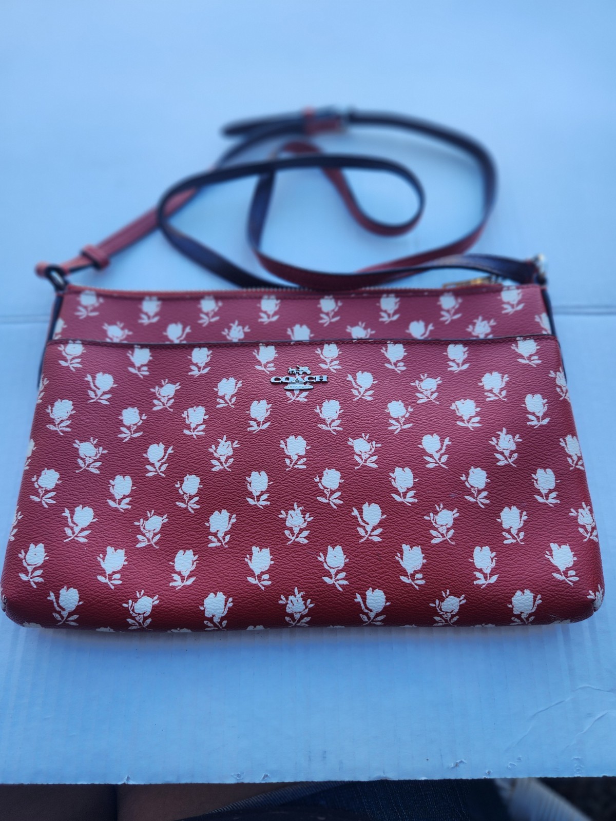COACH RED CROSSBODY PURSE WITH WHITE ROSES MESSENGER BAG FLORAL SERIES EAST WEST