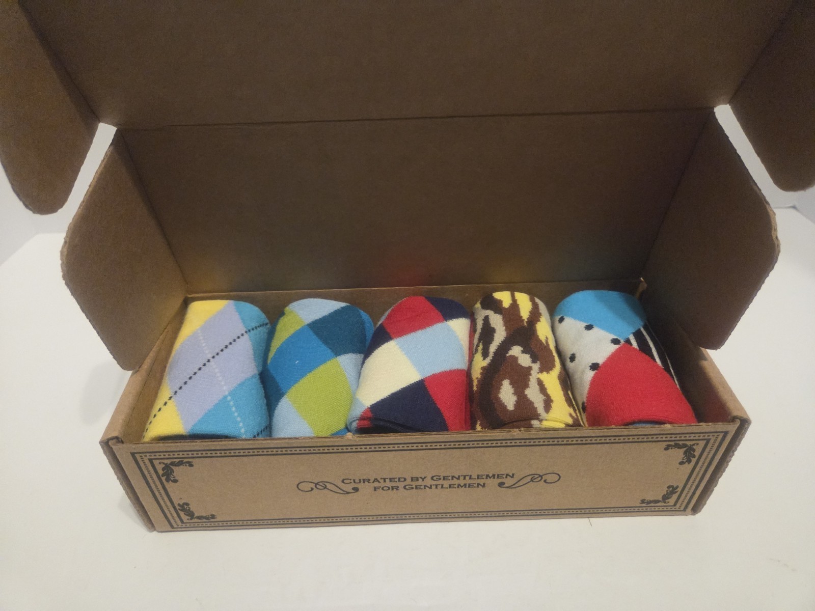 Modern Motif Men’s Argyle Dress Socks Gift Box Set 5 Pairs Colorful Novelty